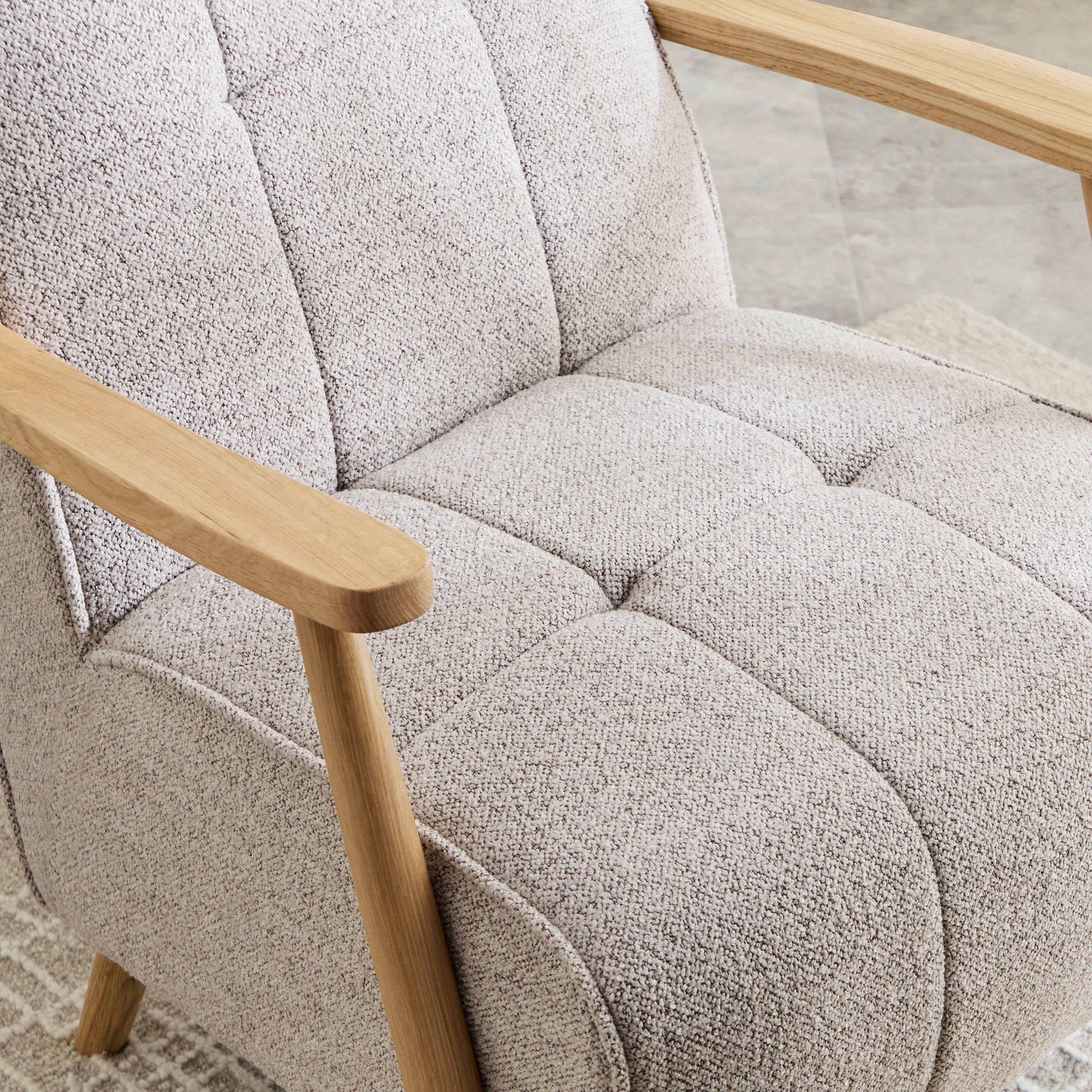 كرسي فردي قماش من هاربر-hbxlivingroom-sofasandarmchairs-easychairs-image-5