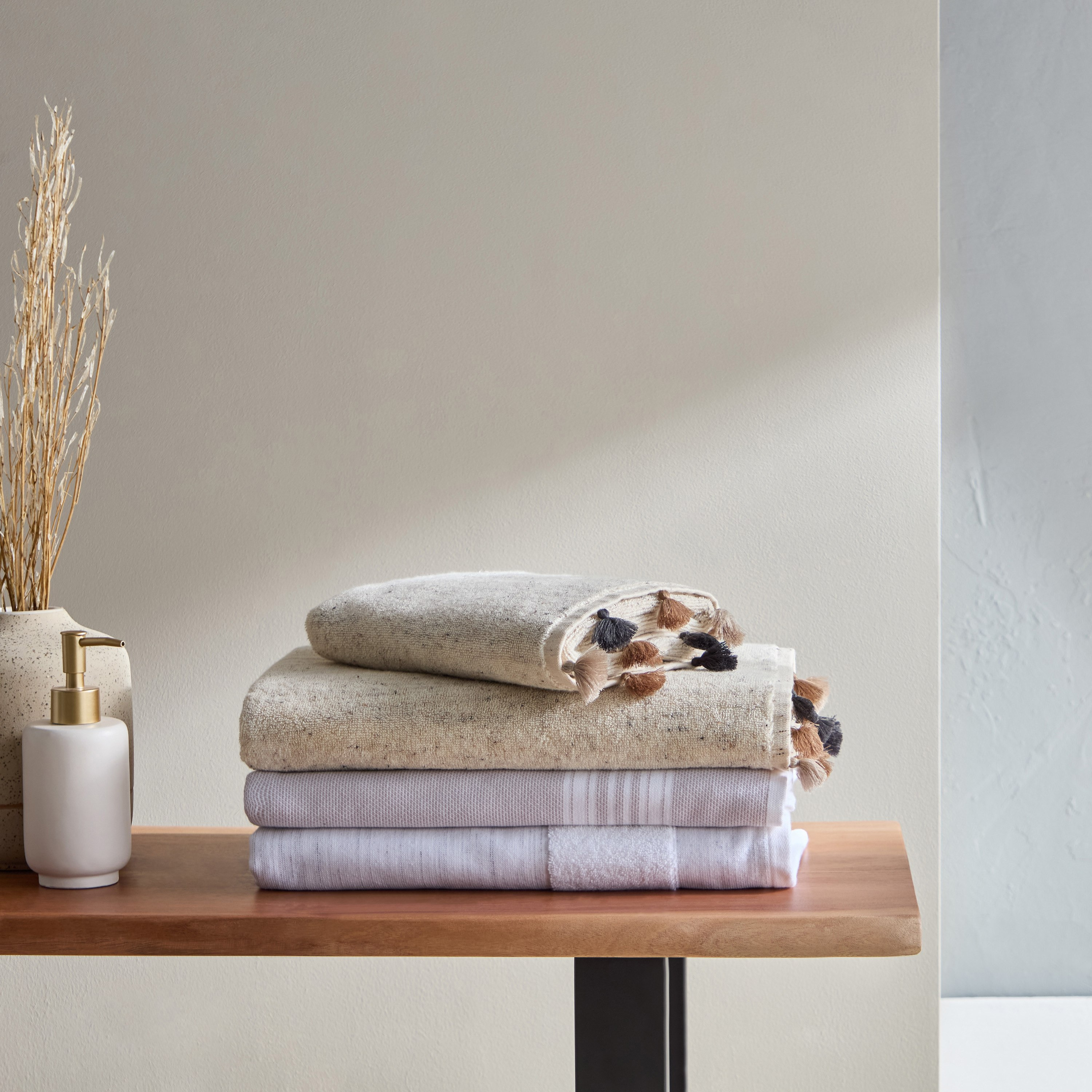 منشفة حمام قطن تركي وجه تيري من أوبيولنس بيانكا - 70x140 سم-hbxbathroom-bathroomtextiles-image-5