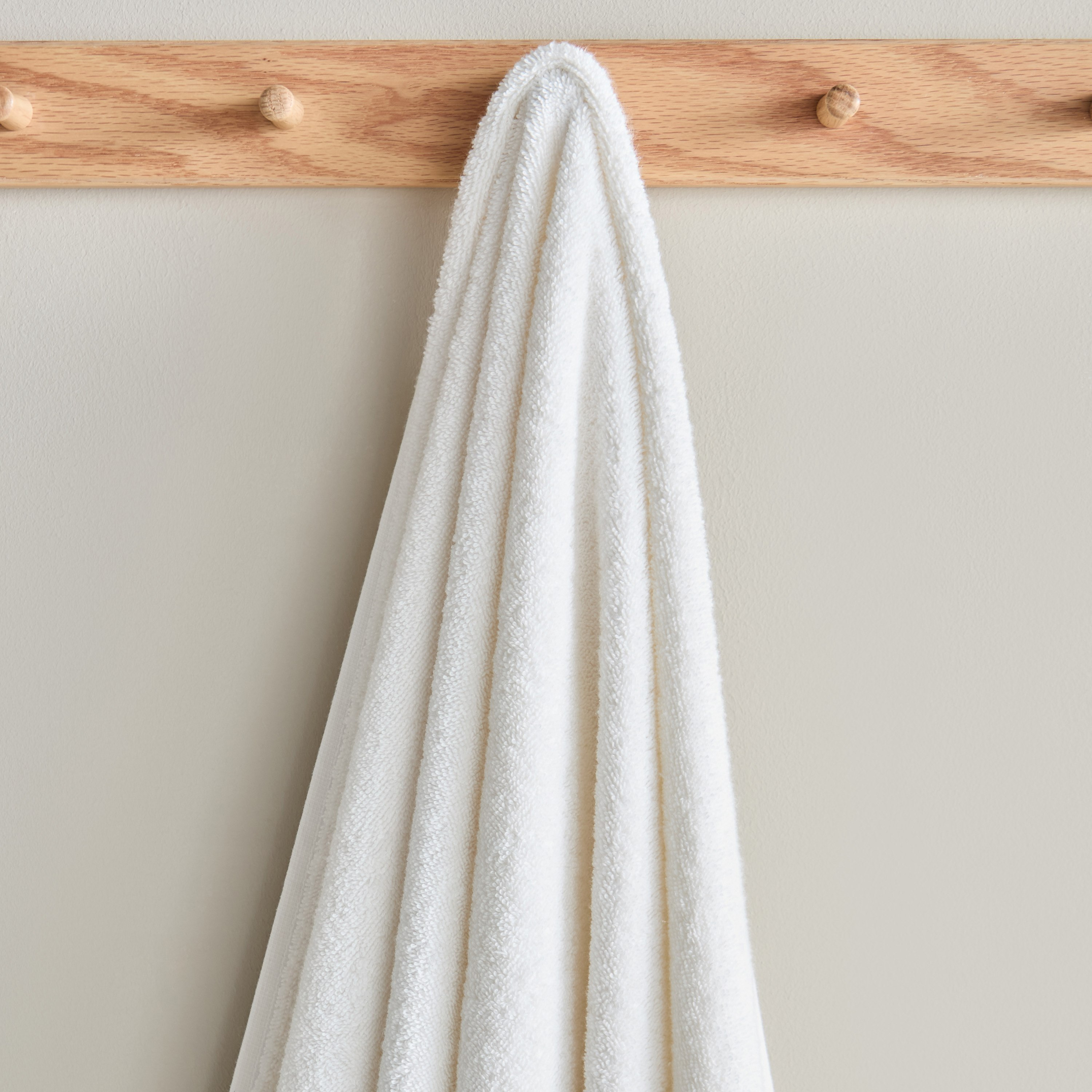 منشفة حمام قطن تركي بحواف جاكار من أوبيولنس سيرينيتي - 70x140 سم-hbxbathroom-bathroomtextiles-image-2