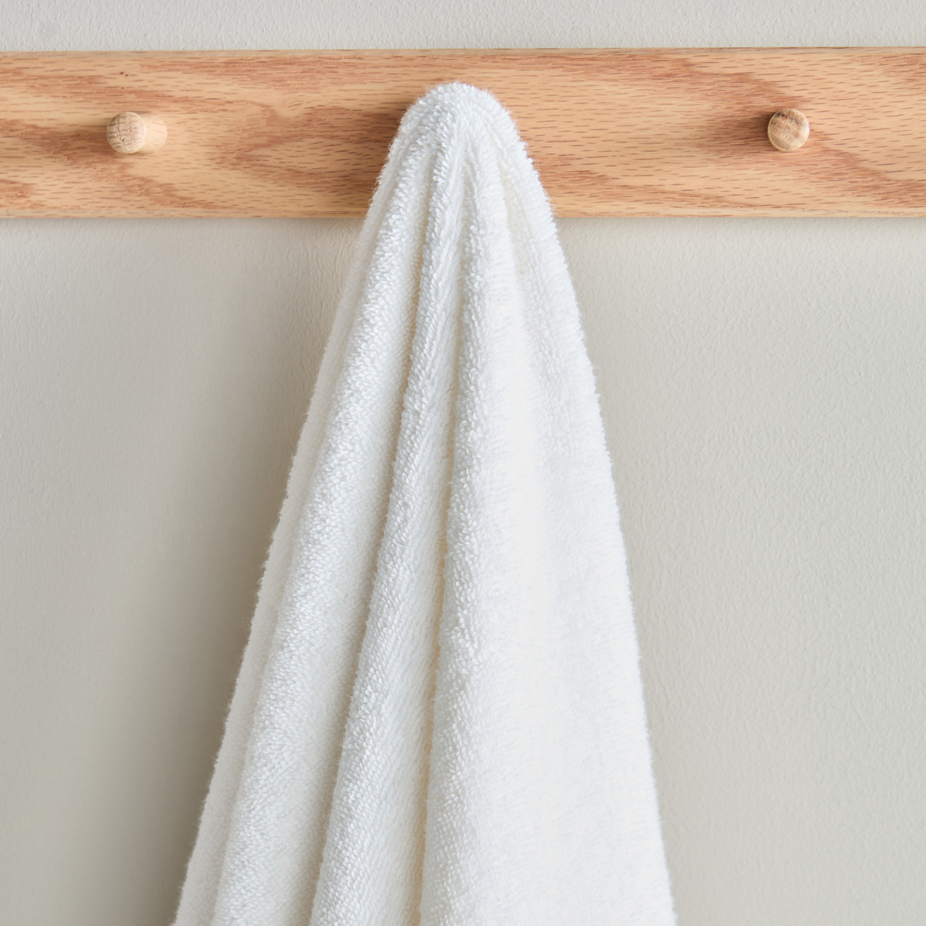 منشفة يد قطن تركي بحواف جاكار من أوبيولنس سيرينيتي- 50x90 سم-hbxbathroom-bathroomtextiles-image-2