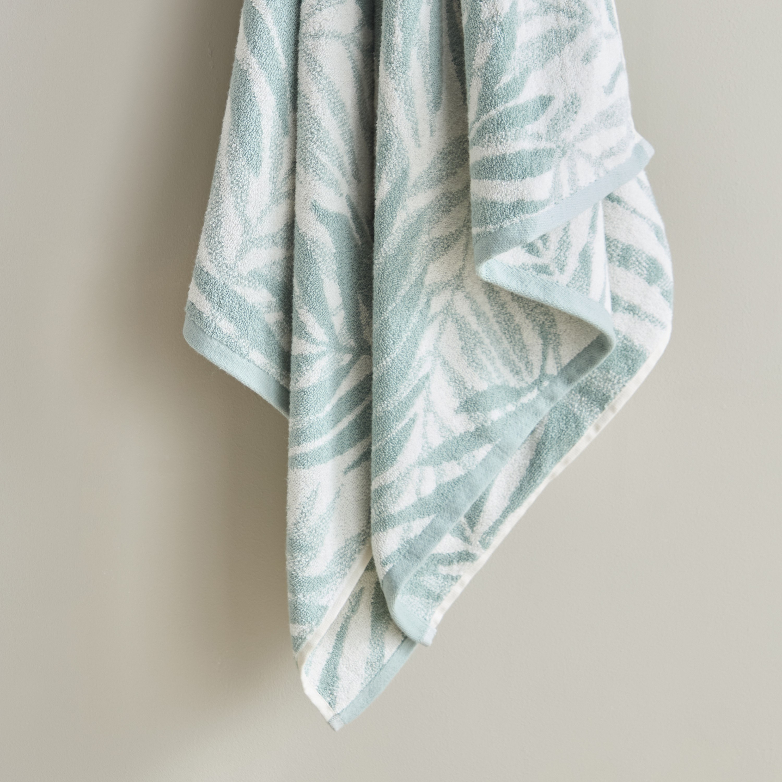 منشفة حمام تركي قطن جاكار بخيوط مصبوغة من أوبولينس فلورا - 70×140 سم-hbxbathroom-bathroomtextiles-image-3