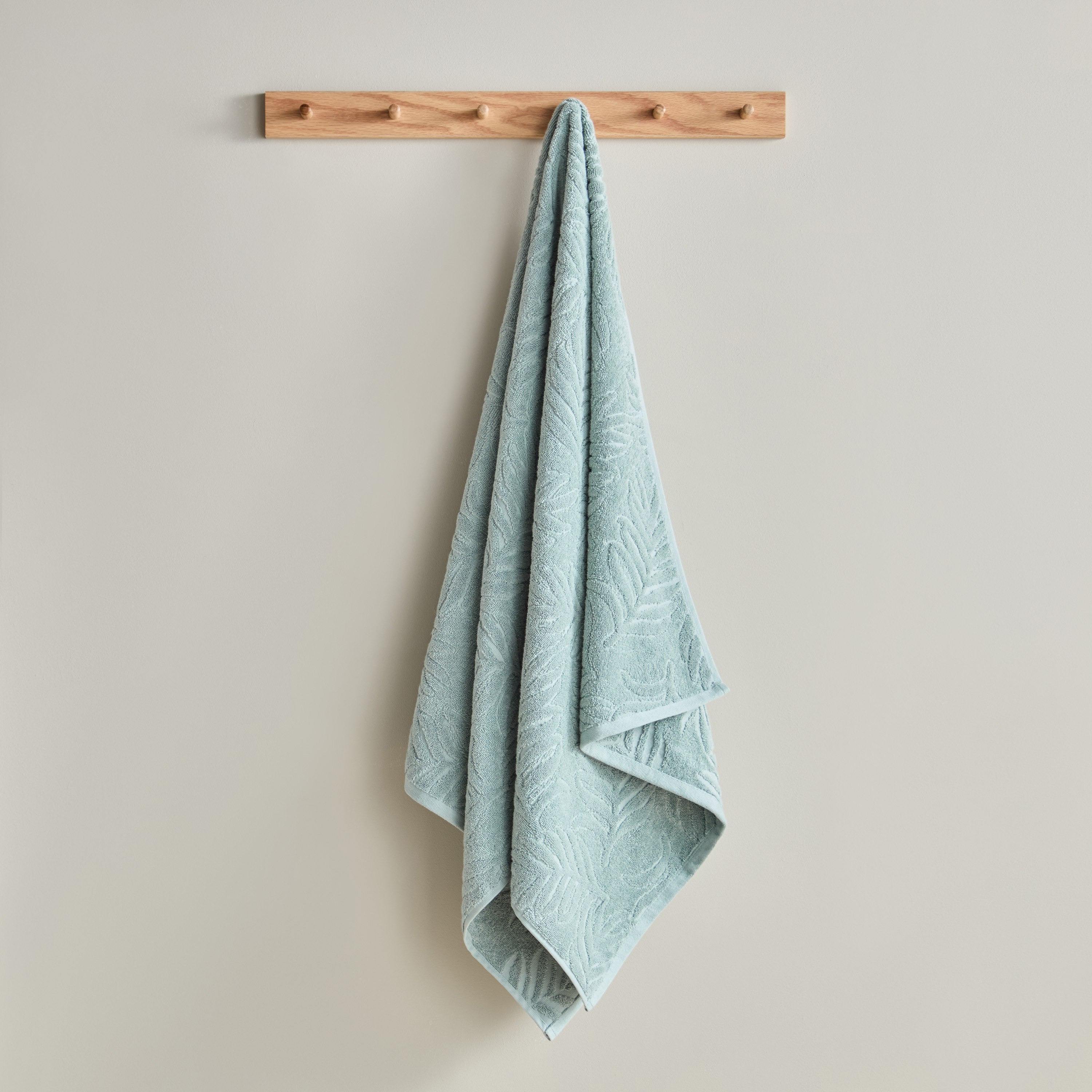 منشفة حمام جاكار من القطن التركي من أوبيولنس فلورا - 70x140 سم-hbxbathroom-bathroomtextiles-image-1