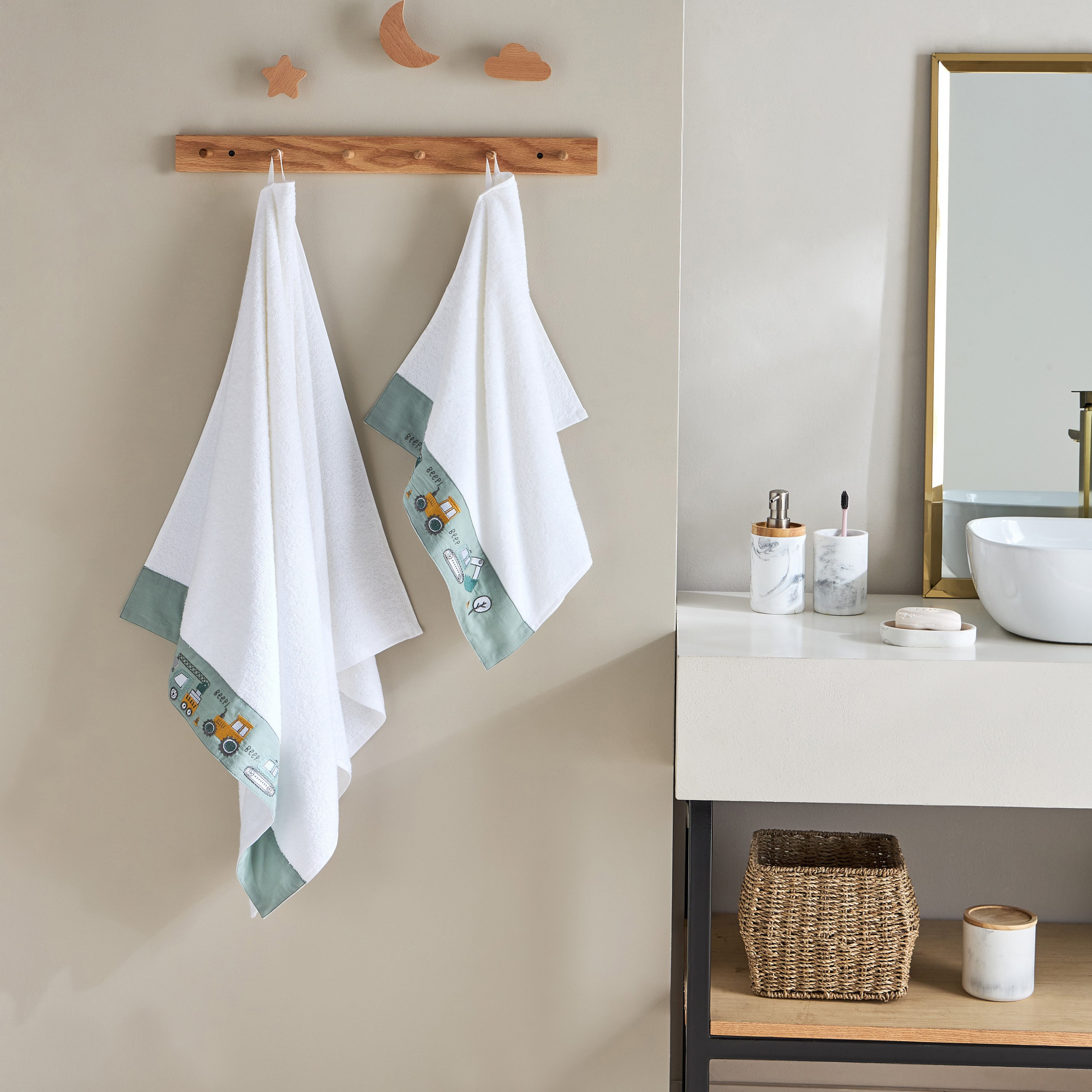 Grace Gearhead Beep Beep Turkish Cotton Kids Hand Towel - 50x80 cm-hbxhomeware-hbxkidsandyouth-image-5