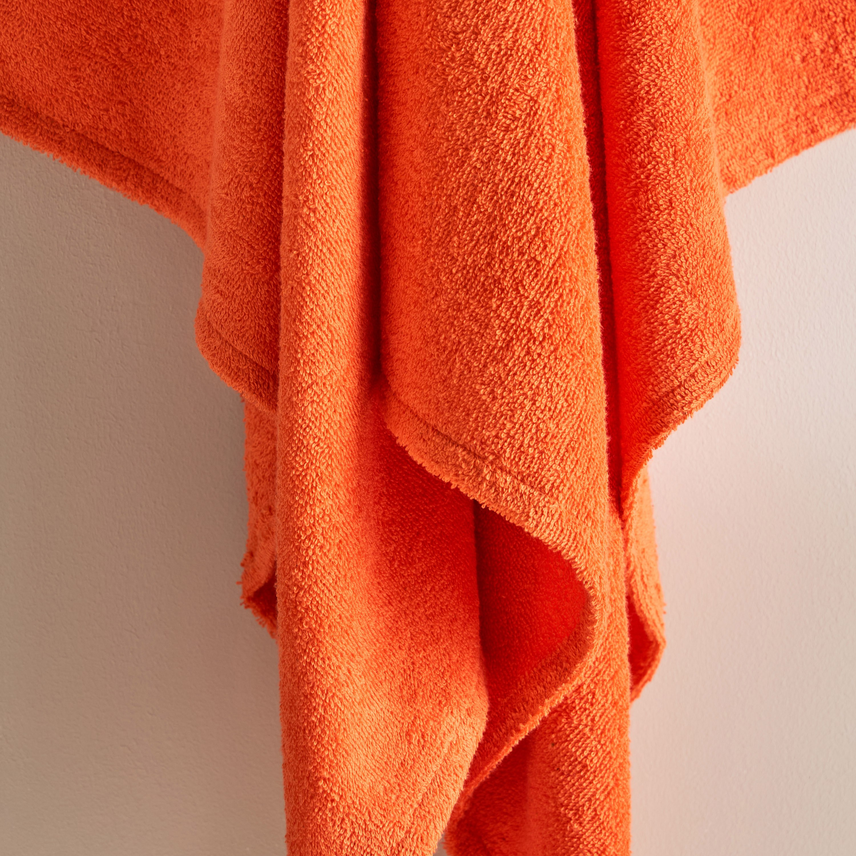 Grace Adventurer Tiger Turkish Cotton Kids Hooded Bath Towel - 70x130 cm-hbxhomeware-hbxkidsandyouth-image-2