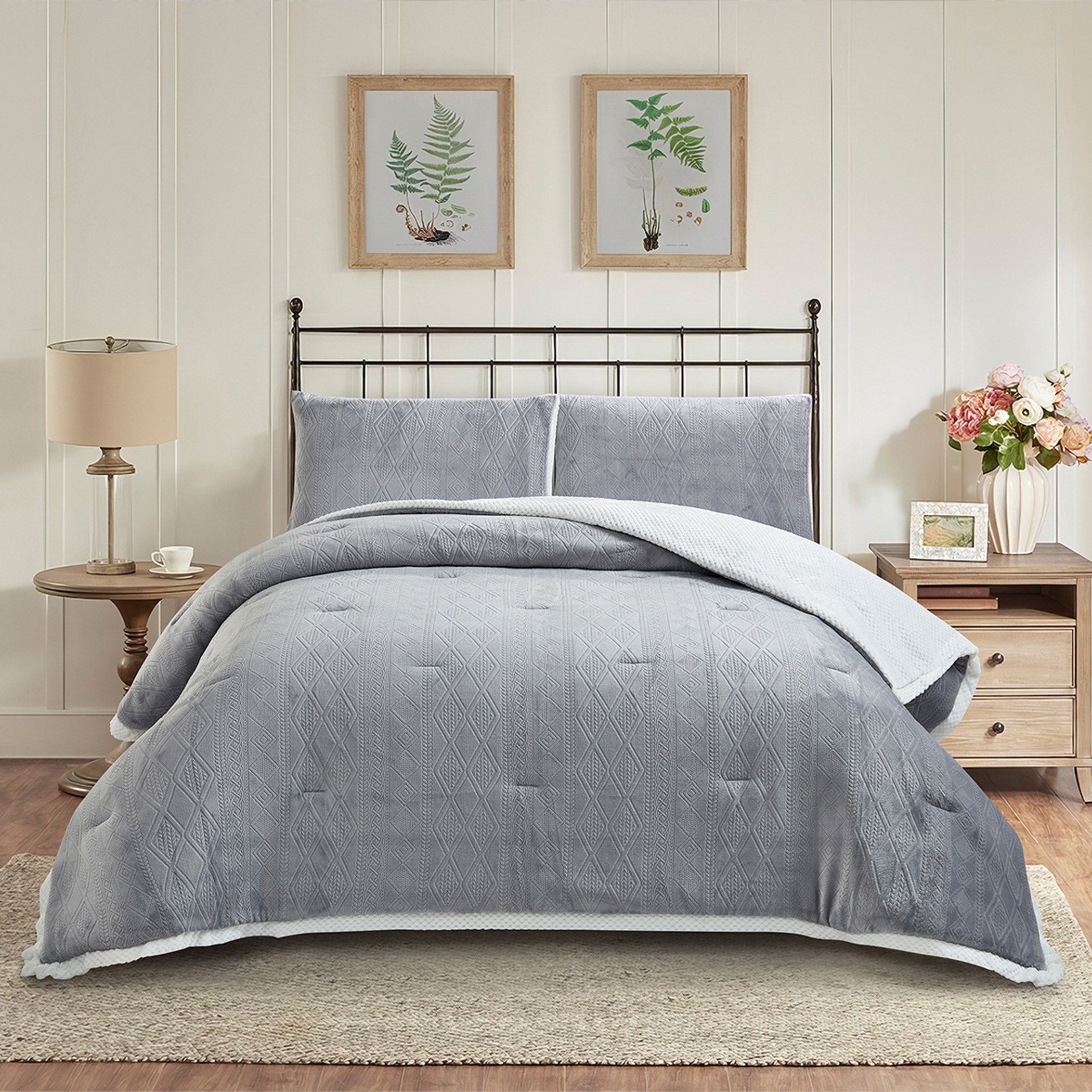 طقم لحاف كينج فلانيل وميكروميلك مخملي 3 قطع بتصميم هندسي من بيرن - 220x240 سم-hbxhomeware-hbxbedroom-image-2