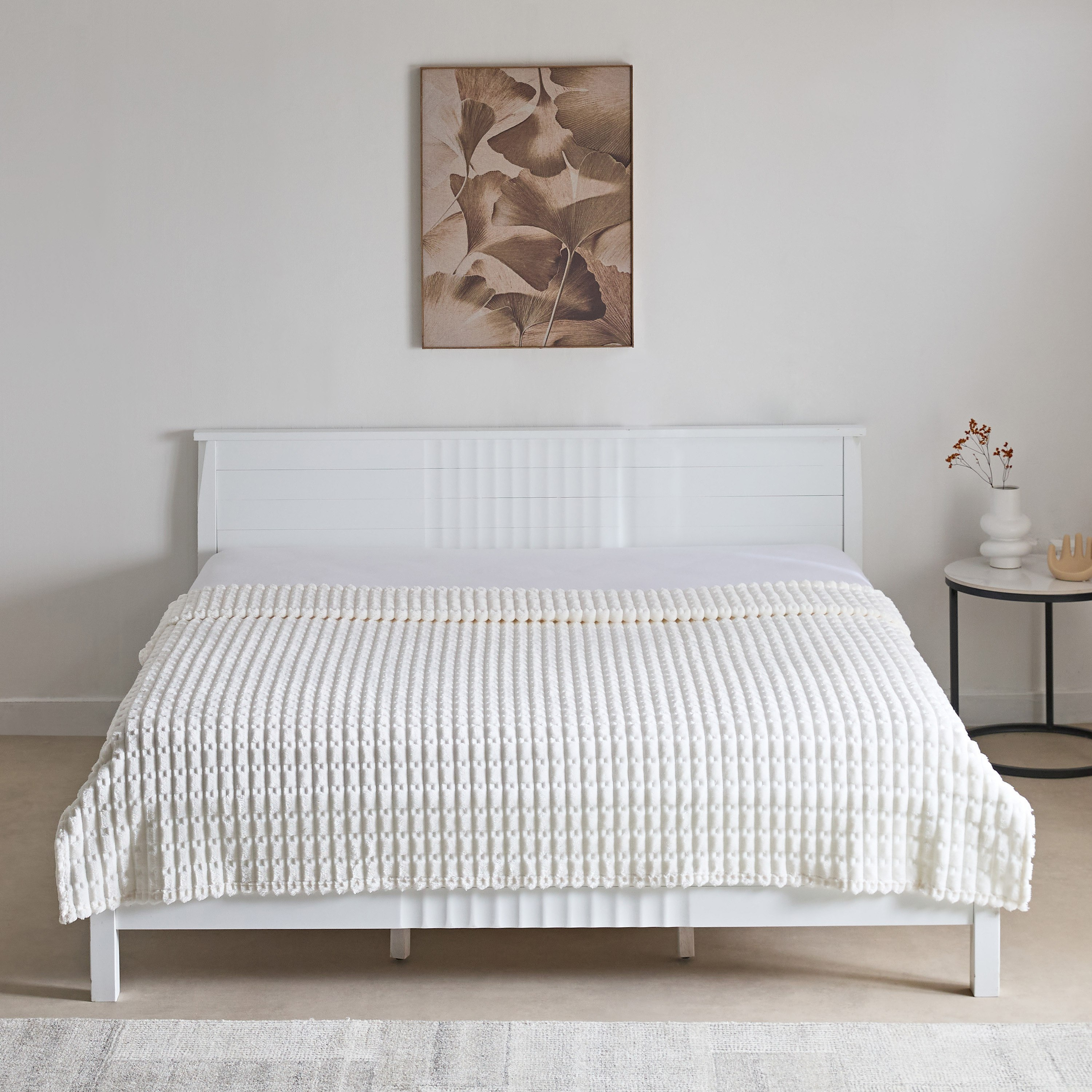 Delft Jacquard Flannel Queen Blanket - 200x220 cm-hbxhomeware-hbxbedroom-image-2