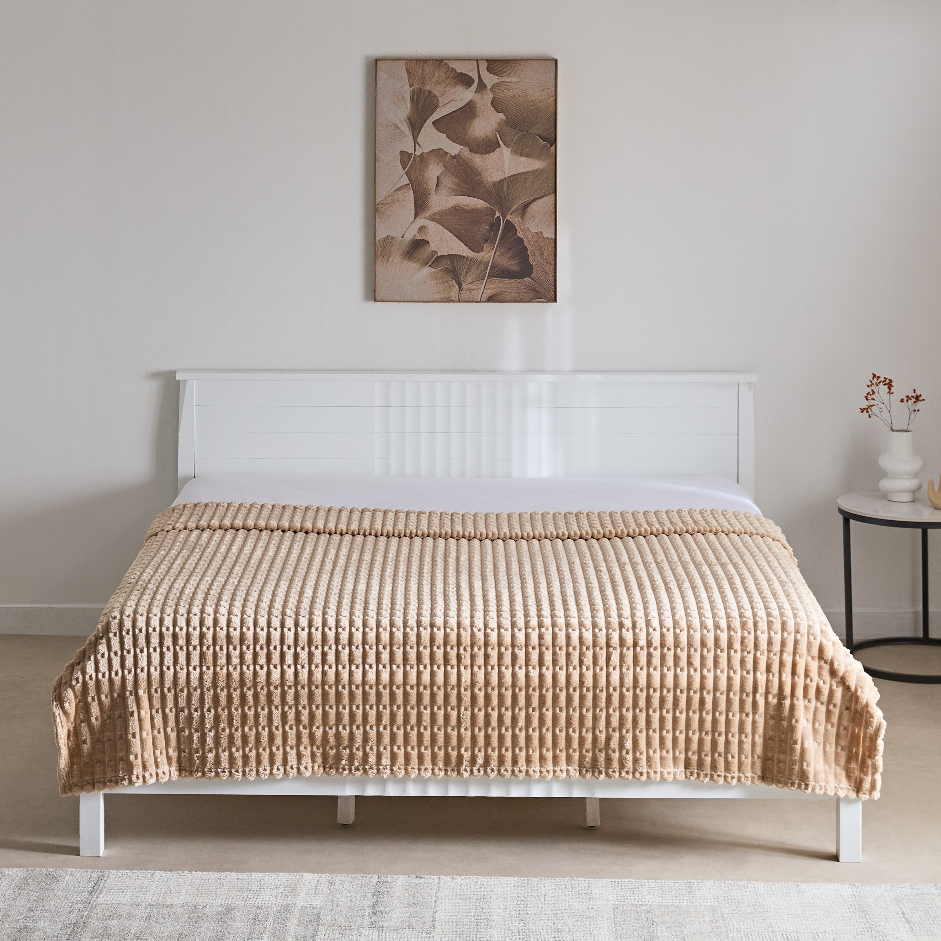 Delft Jacquard Flannel Queen Blanket - 200x220 cm-hbxhomeware-hbxbedroom-image-2