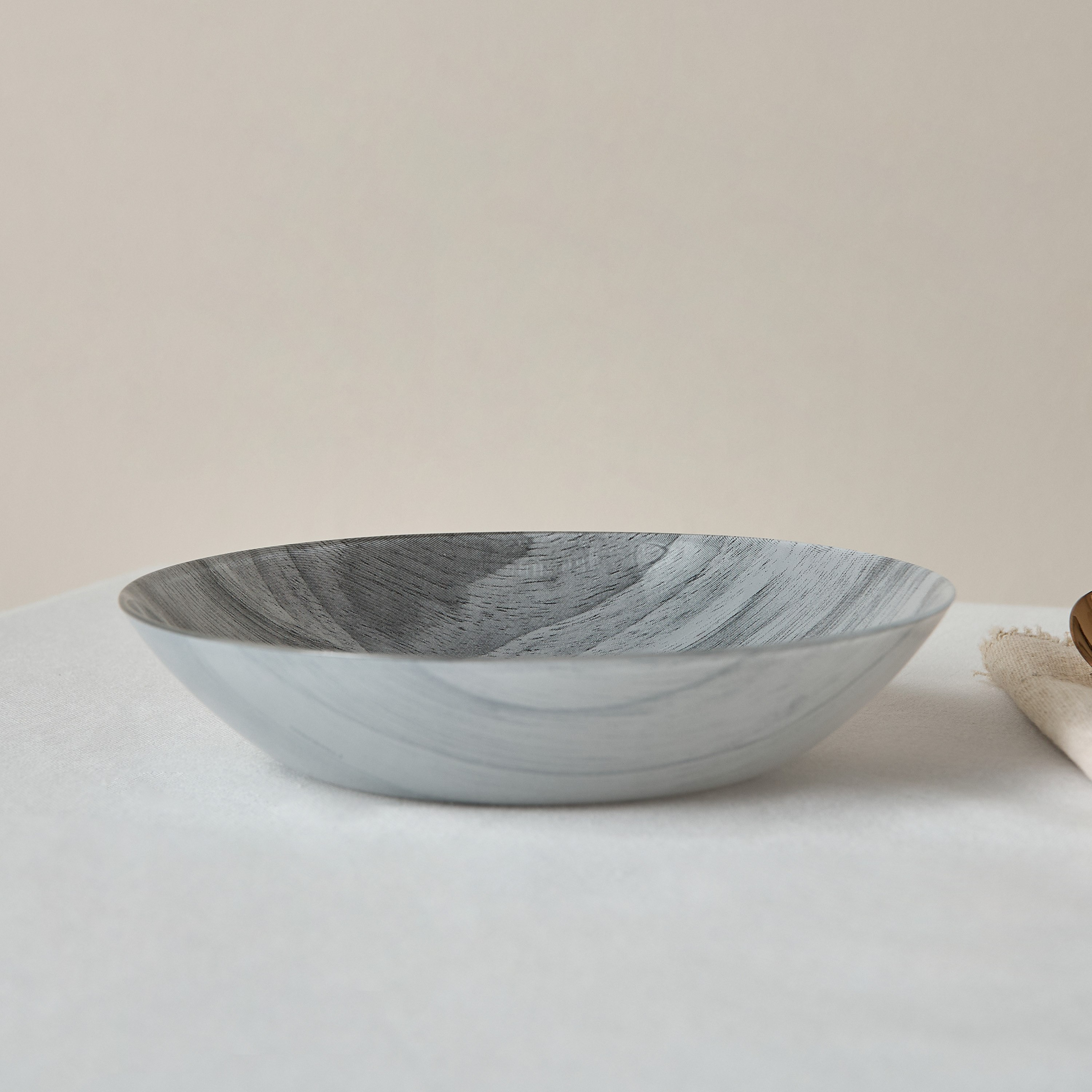 صحن حساء تيمب سيمبلي وود من لومينارك - 20 سم-hbxdecorandfurnishings-tabletop-crockery-image-1