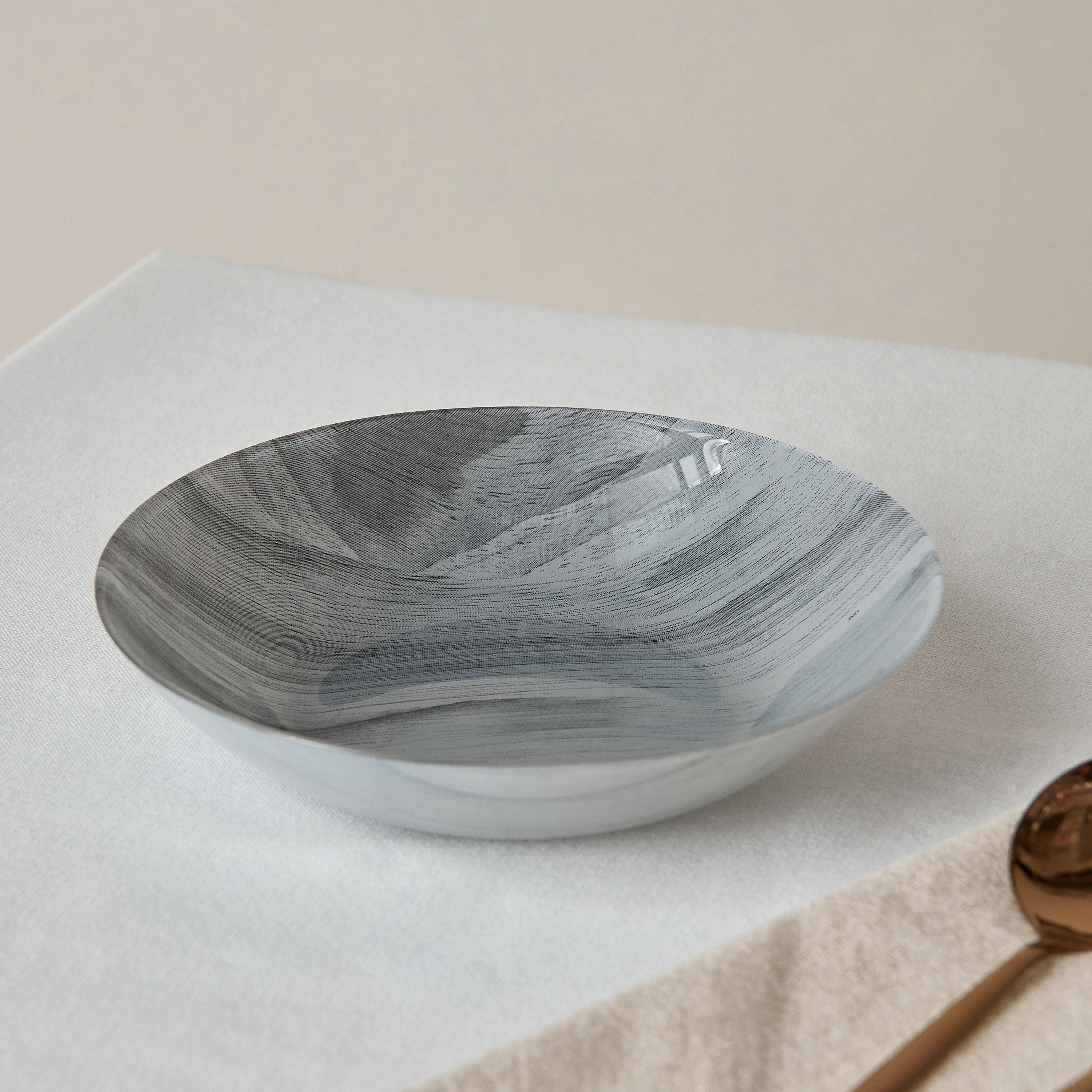 صحن حساء تيمب سيمبلي وود من لومينارك - 20 سم-hbxdecorandfurnishings-tabletop-crockery-image-2