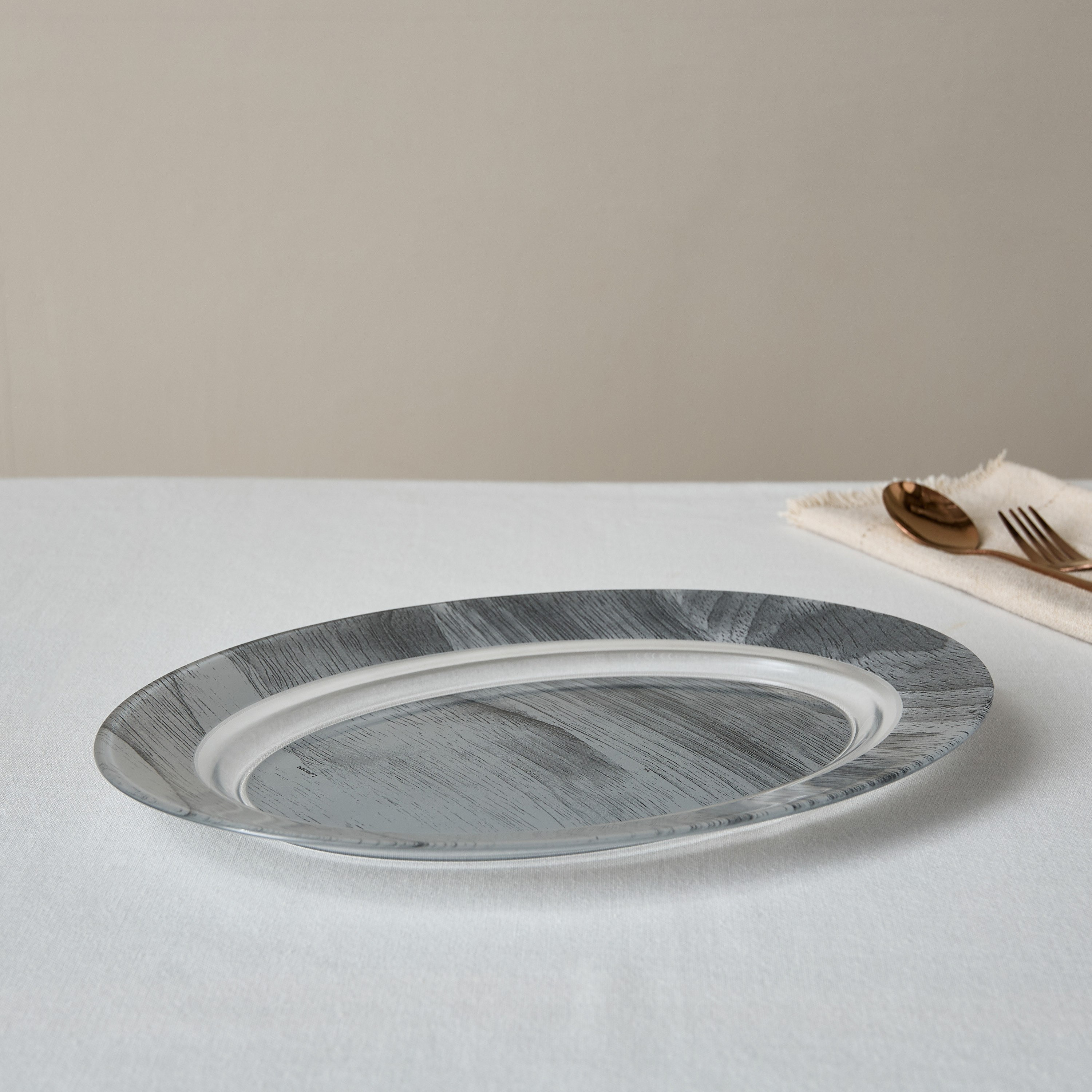 صحن بيضاوي خشبي بطبعات تيمب دايركت من لومينارك - 35 سم-hbxdecorandfurnishings-tabletop-crockery-image-1