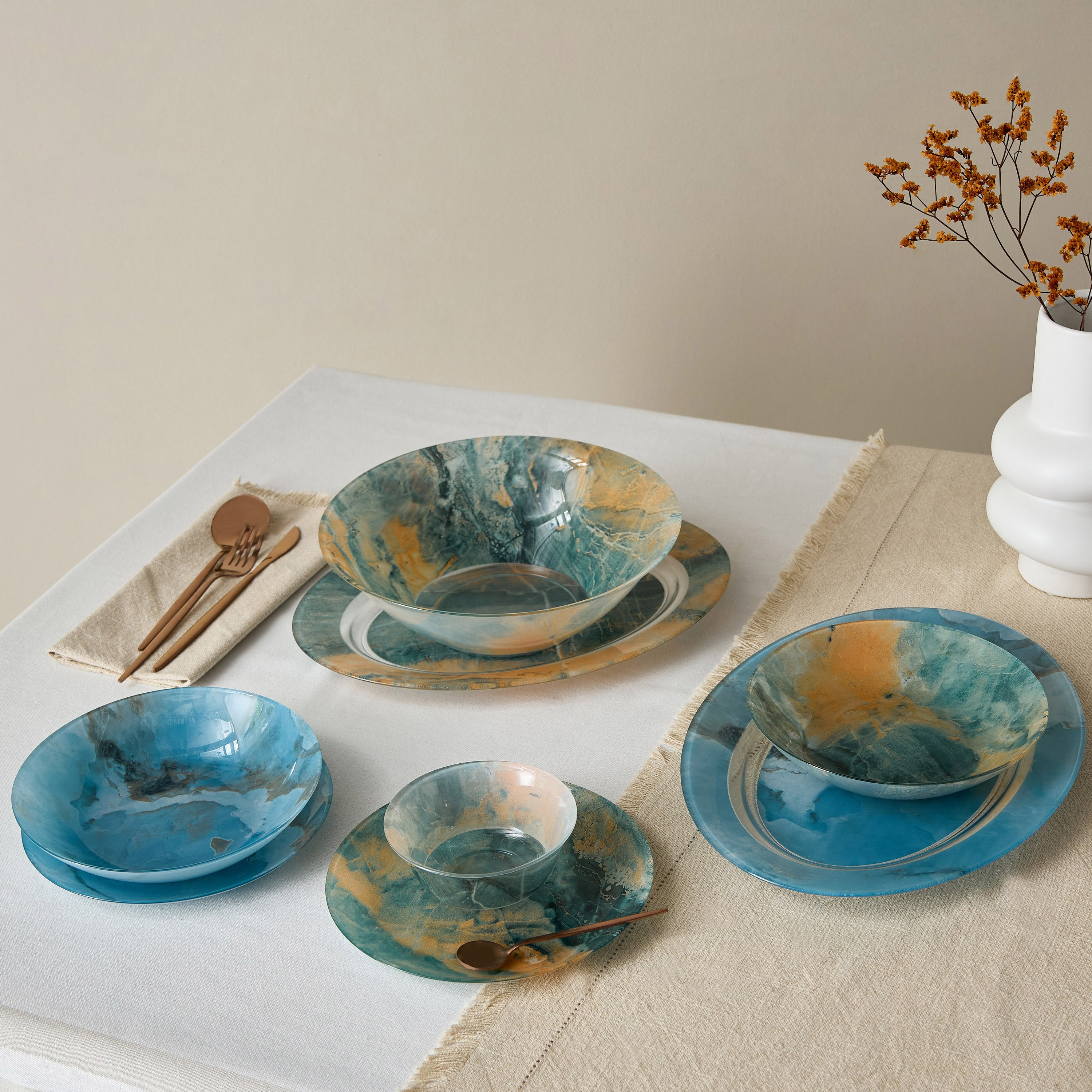صحن بيضاوي زجاج جيسمون من لومينارك - 35 سم-hbxdecorandfurnishings-tabletop-crockery-image-4