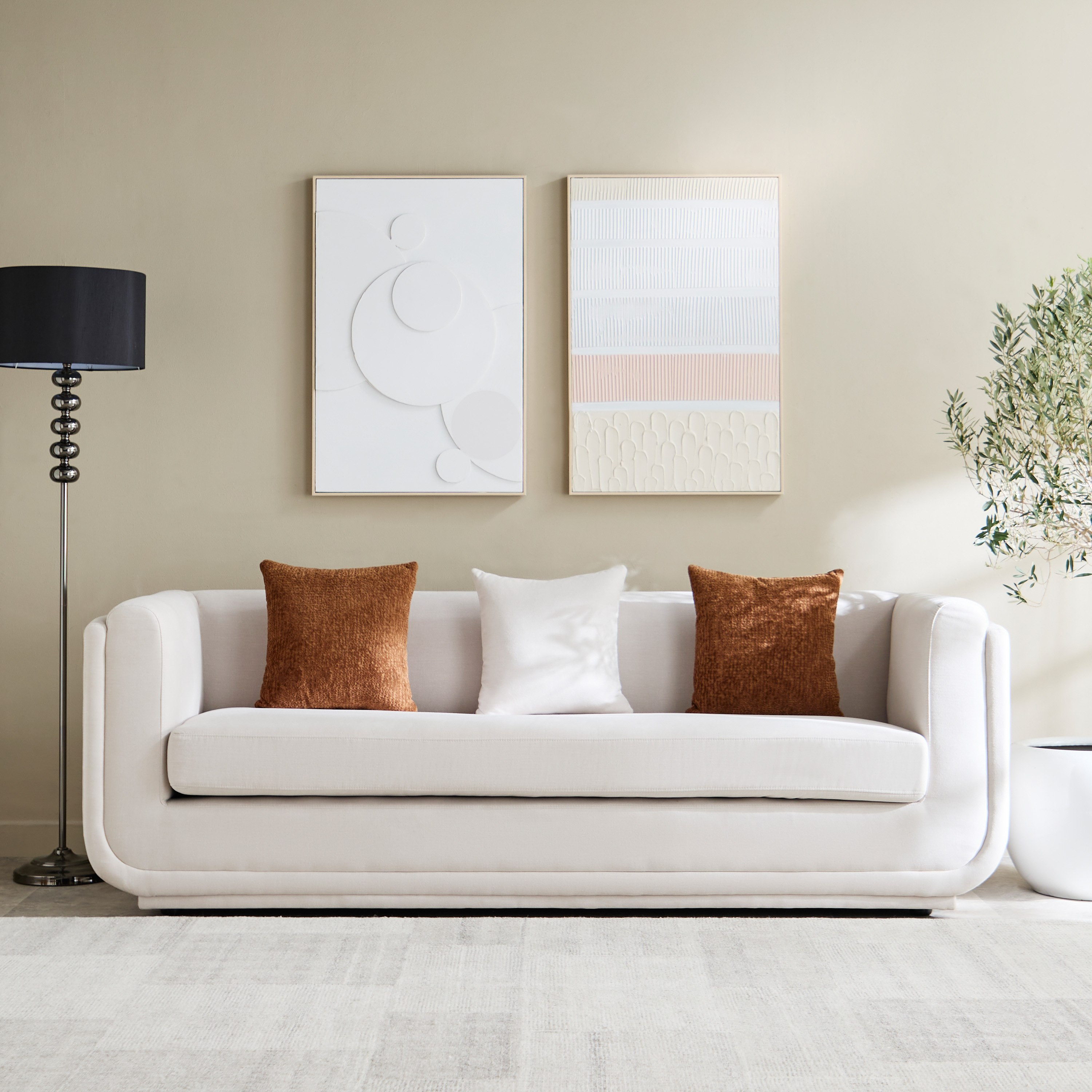 كنبة قماش بـ3 مقاعد مع 3 وسائد نكست من بروكلين-hbxlivingroom-sofasandarmchairs-sofas-image-2