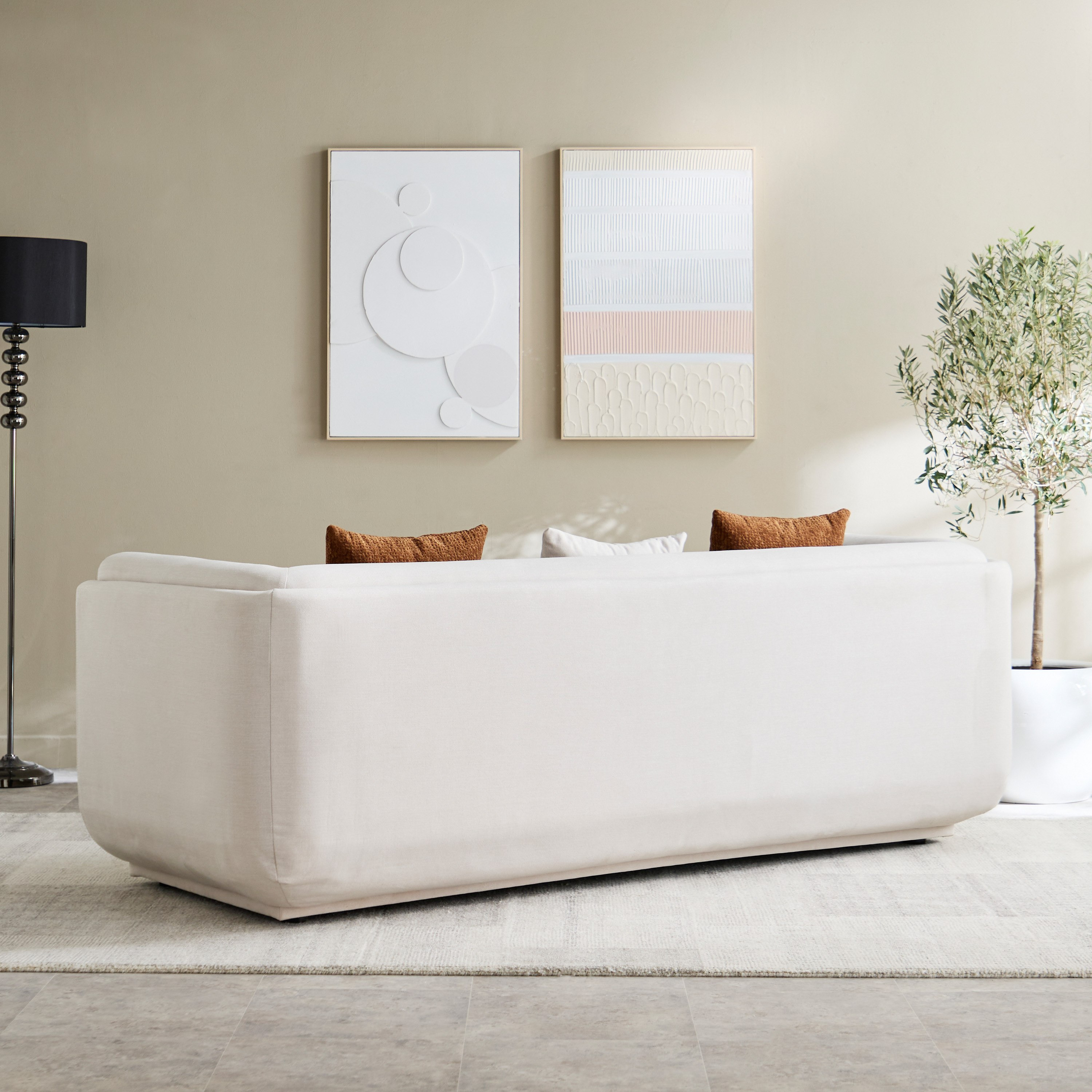 كنبة قماش بـ3 مقاعد مع 3 وسائد نكست من بروكلين-hbxlivingroom-sofasandarmchairs-sofas-image-3