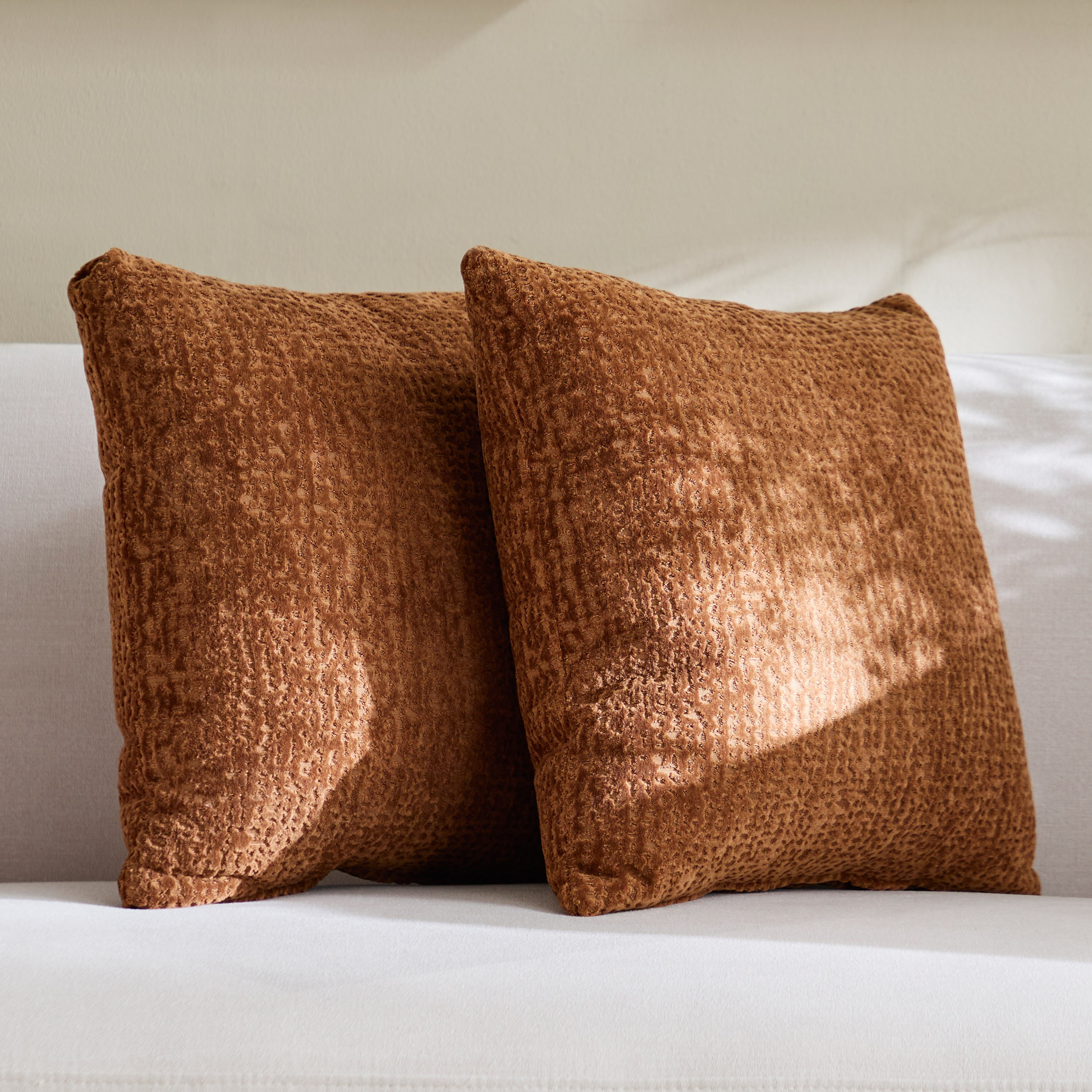 كنبة قماش مقعدين مع وسادتين نكست من بروكلين-hbxlivingroom-sofasandarmchairs-sofas-image-6