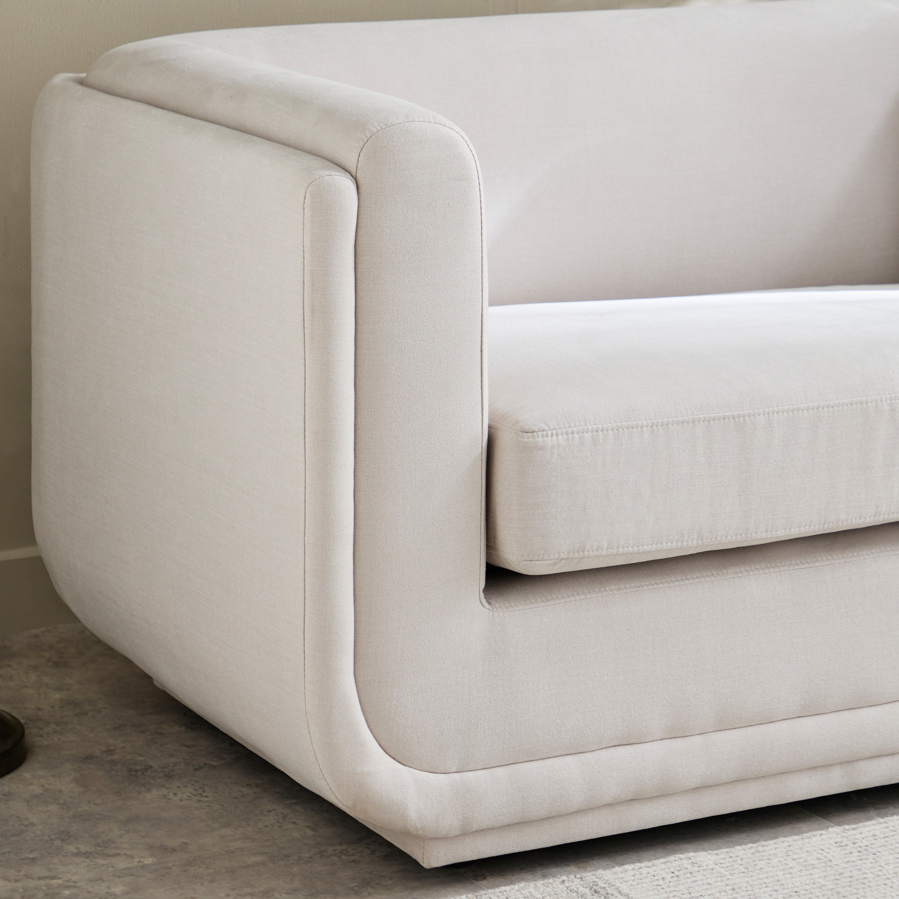 كنبة قماش مقعدين مع وسادتين نكست من بروكلين-hbxlivingroom-sofasandarmchairs-sofas-image-8