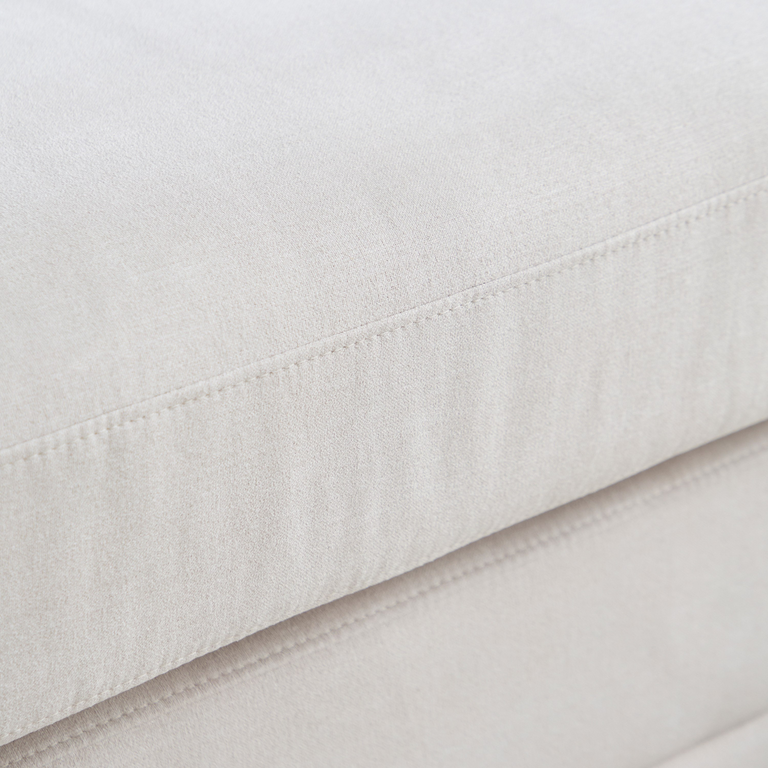كنبة قماش مقعدين مع وسادتين نكست من بروكلين-hbxlivingroom-sofasandarmchairs-sofas-image-9