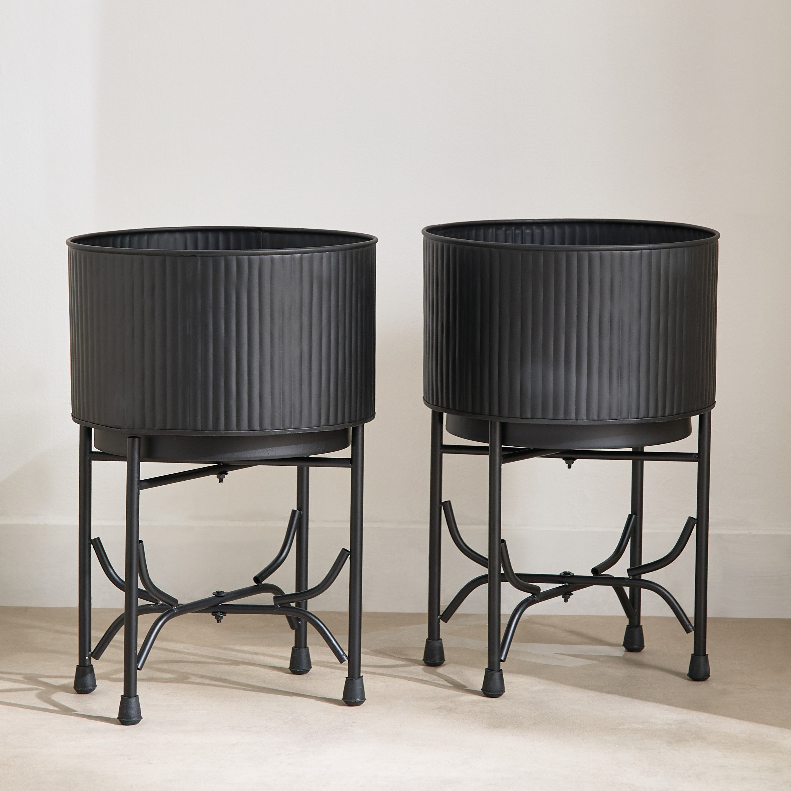 Nydril 2-Piece Line Design Artistic Iron Planter Set with Stand-PROMO_HB_AE_B1G1_250925-image-2