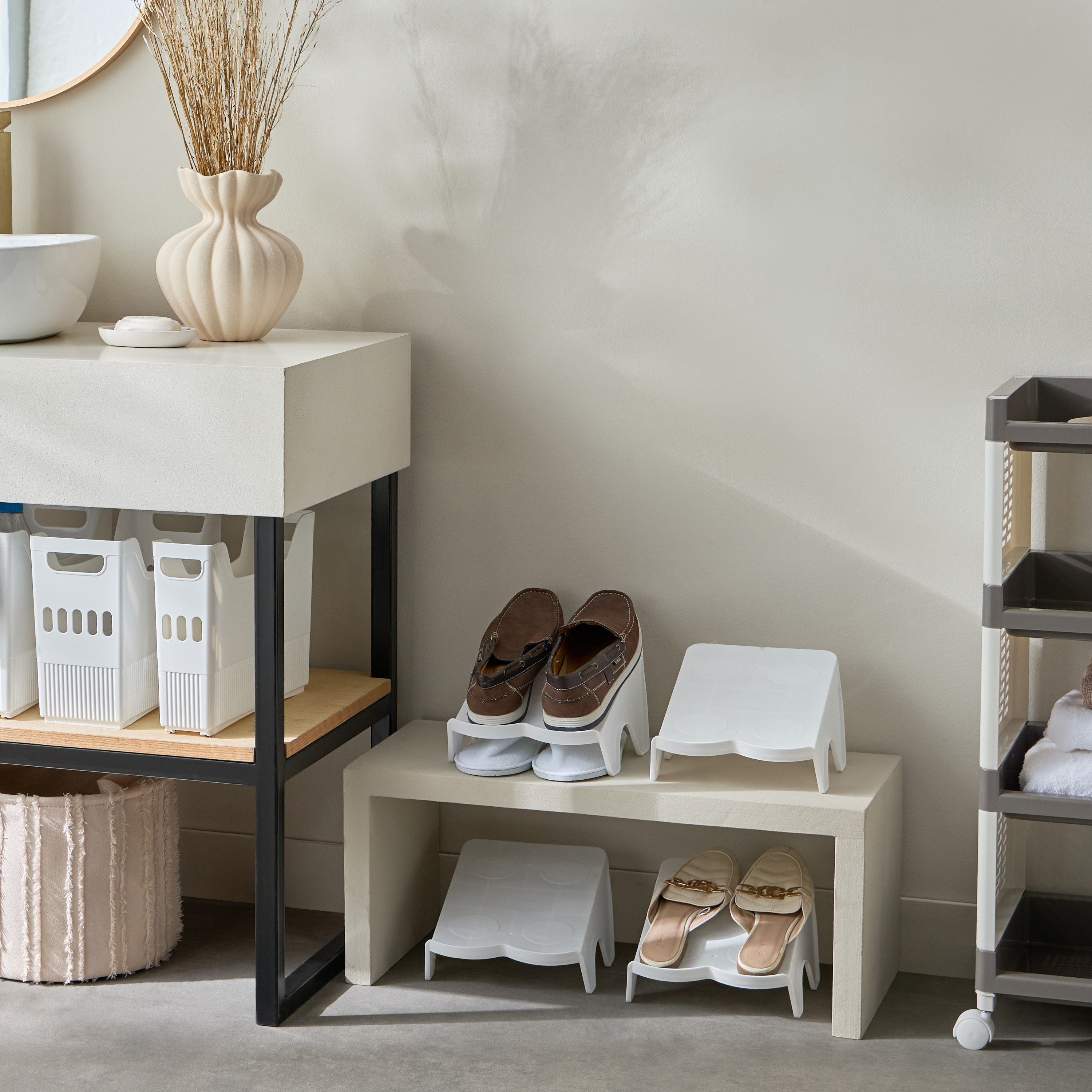 طقم رفوف أحذية مزدوجة 4 قطع من لوجان-hbxbedroom-bedroomaccessories-bedroomstorage-image-4
