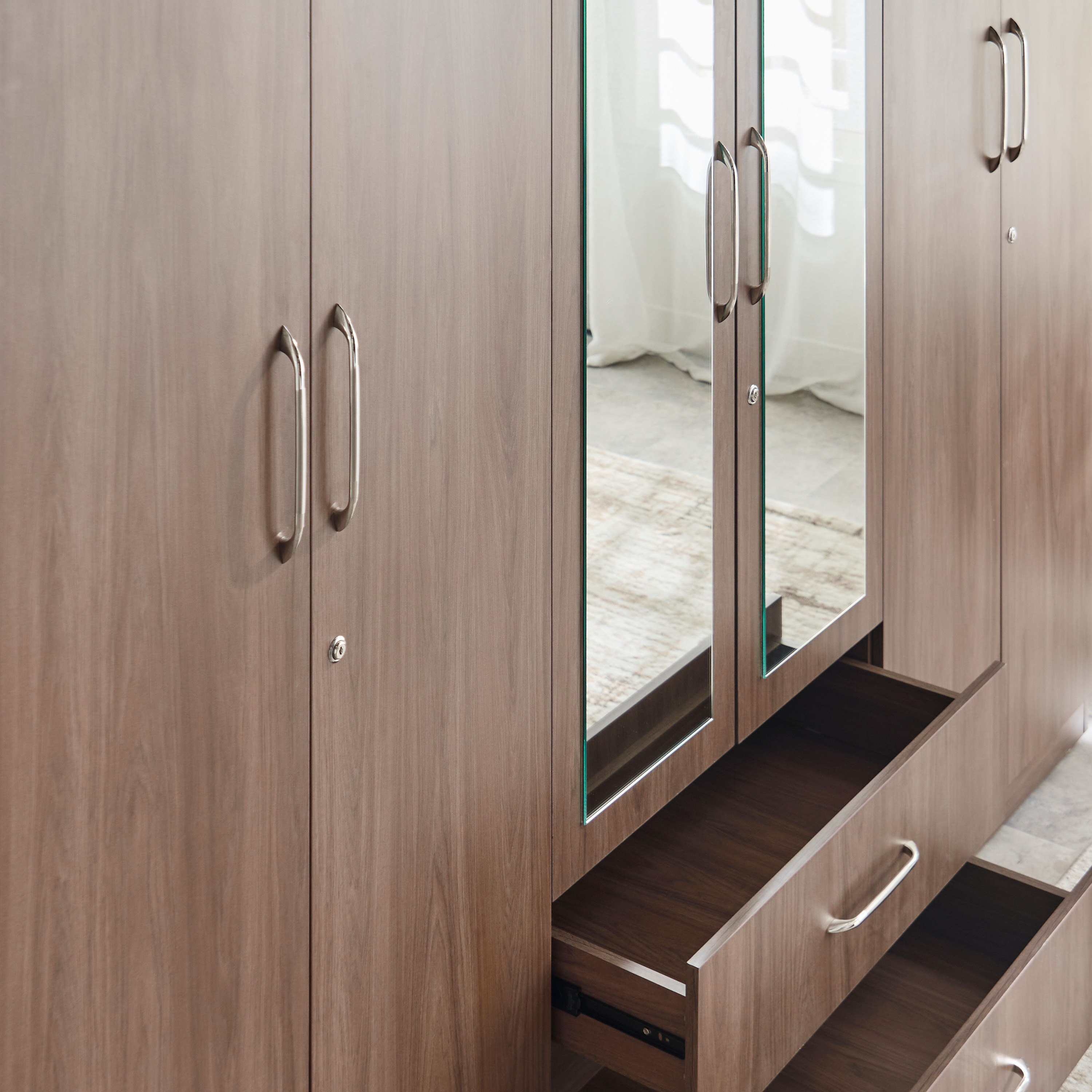 خزانة ملابس 6 أبواب بـ2 درج ومرآة من هيلتون-hbxfurniture-wardrobes-image-8