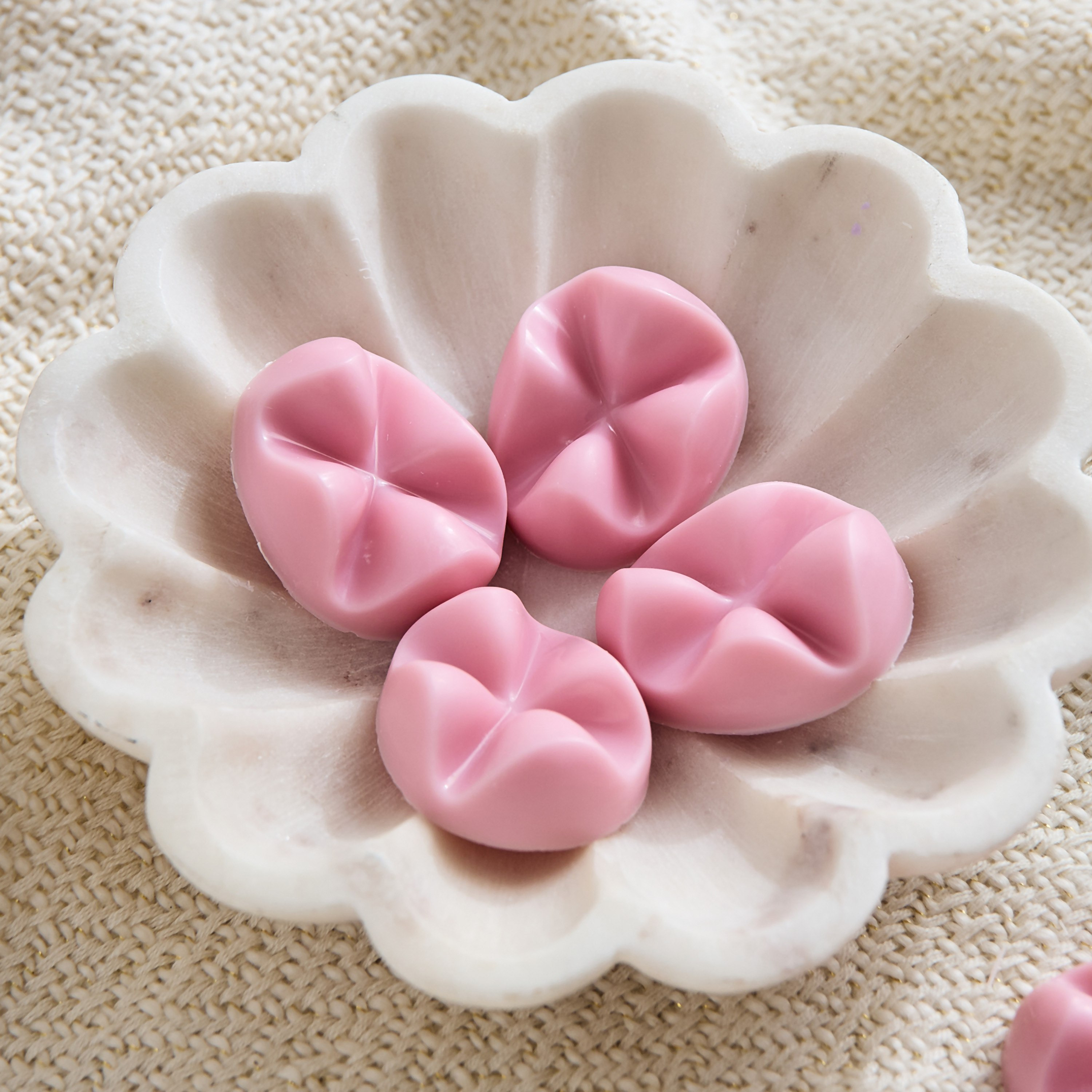طقم شمع مذاب برائحة الماغنوليا 6 قطع من بولسيوس - 106 جرام-hbxhomeware-hbxdecorandfurnishings-image-2