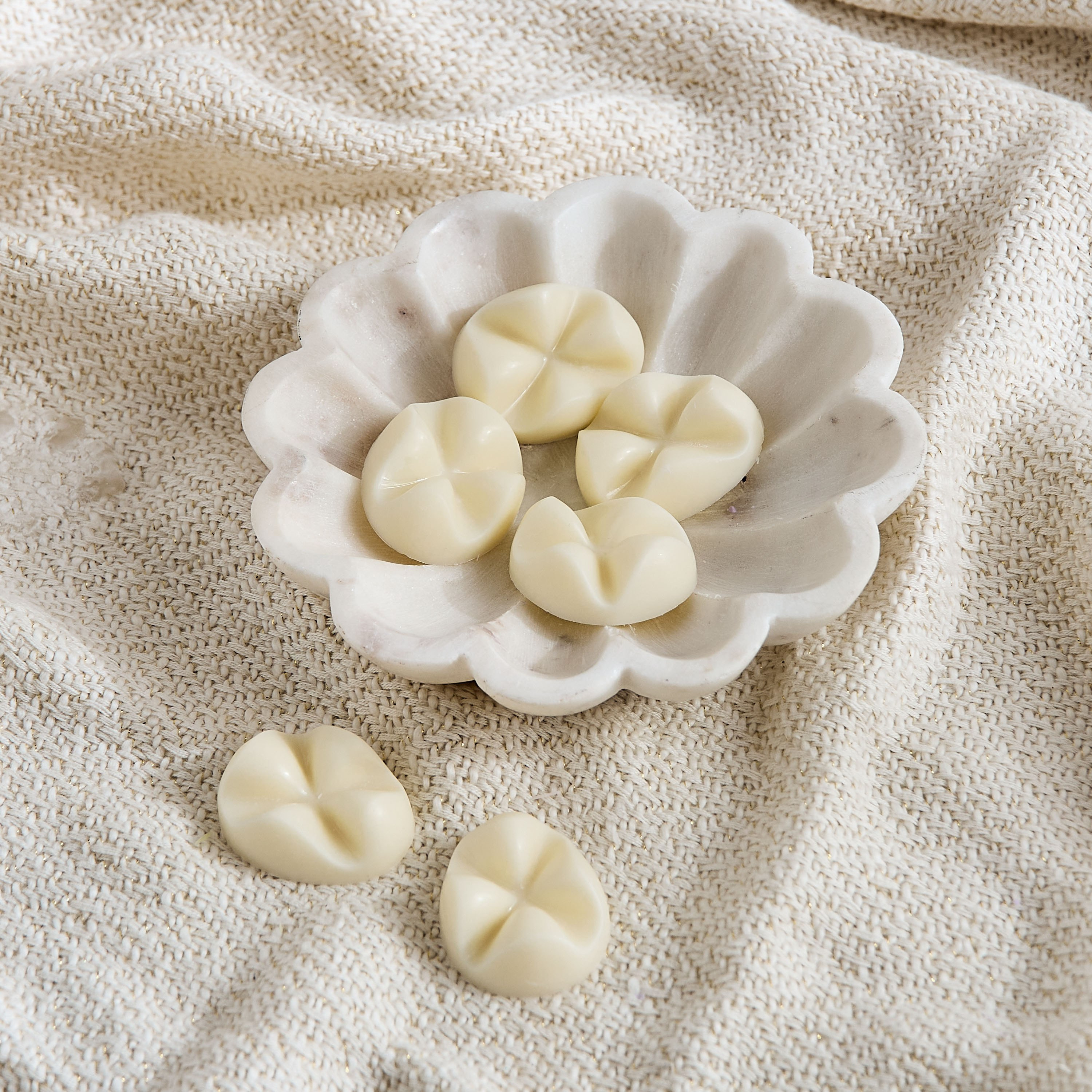 Bolsius 6-Piece Vanilla Scented Wax Melt Set - 106 gm-hbxlivingroom-decorandaccessories-candles-image-1