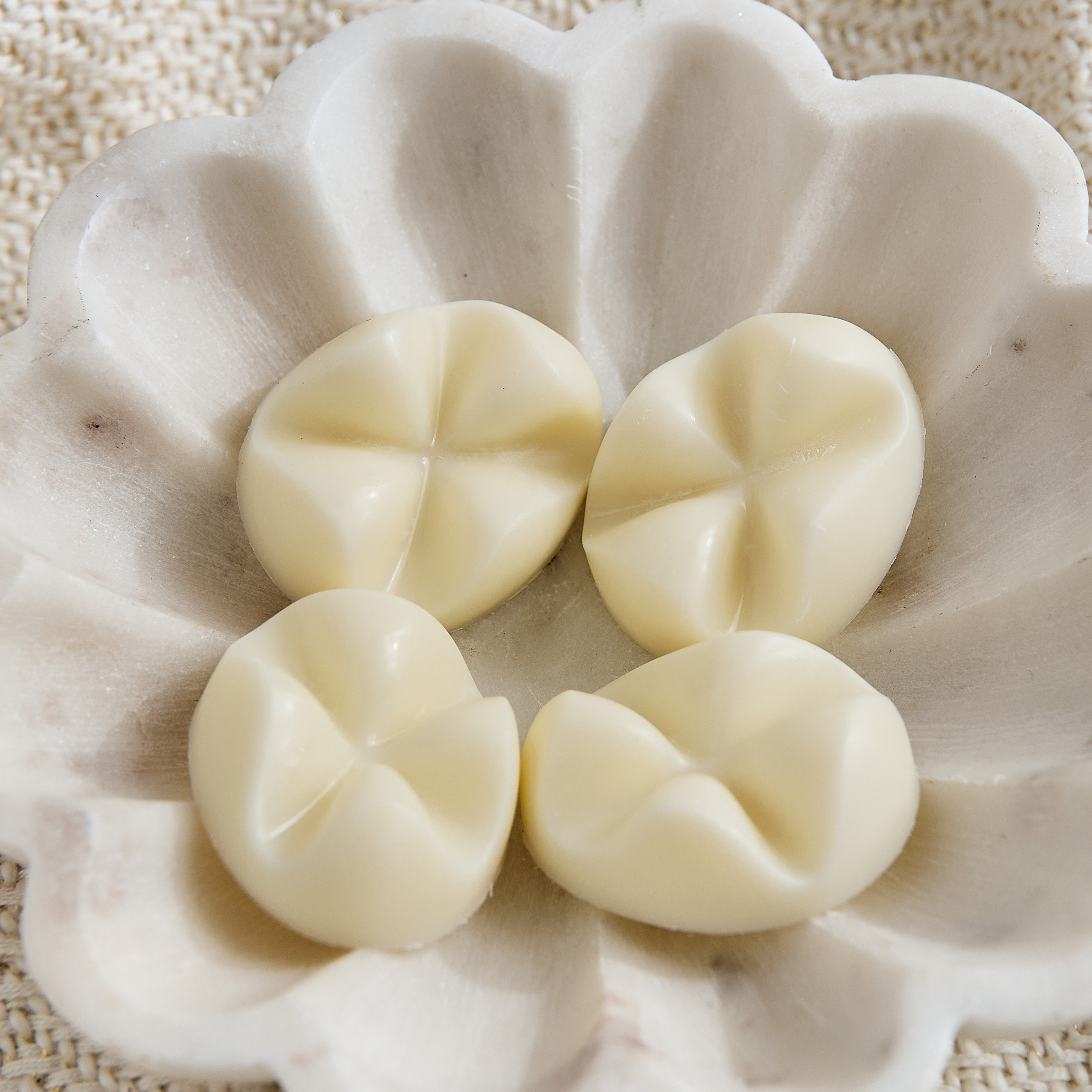 Bolsius 6-Piece Vanilla Scented Wax Melt Set - 106 gm-hbxlivingroom-decorandaccessories-candles-image-2