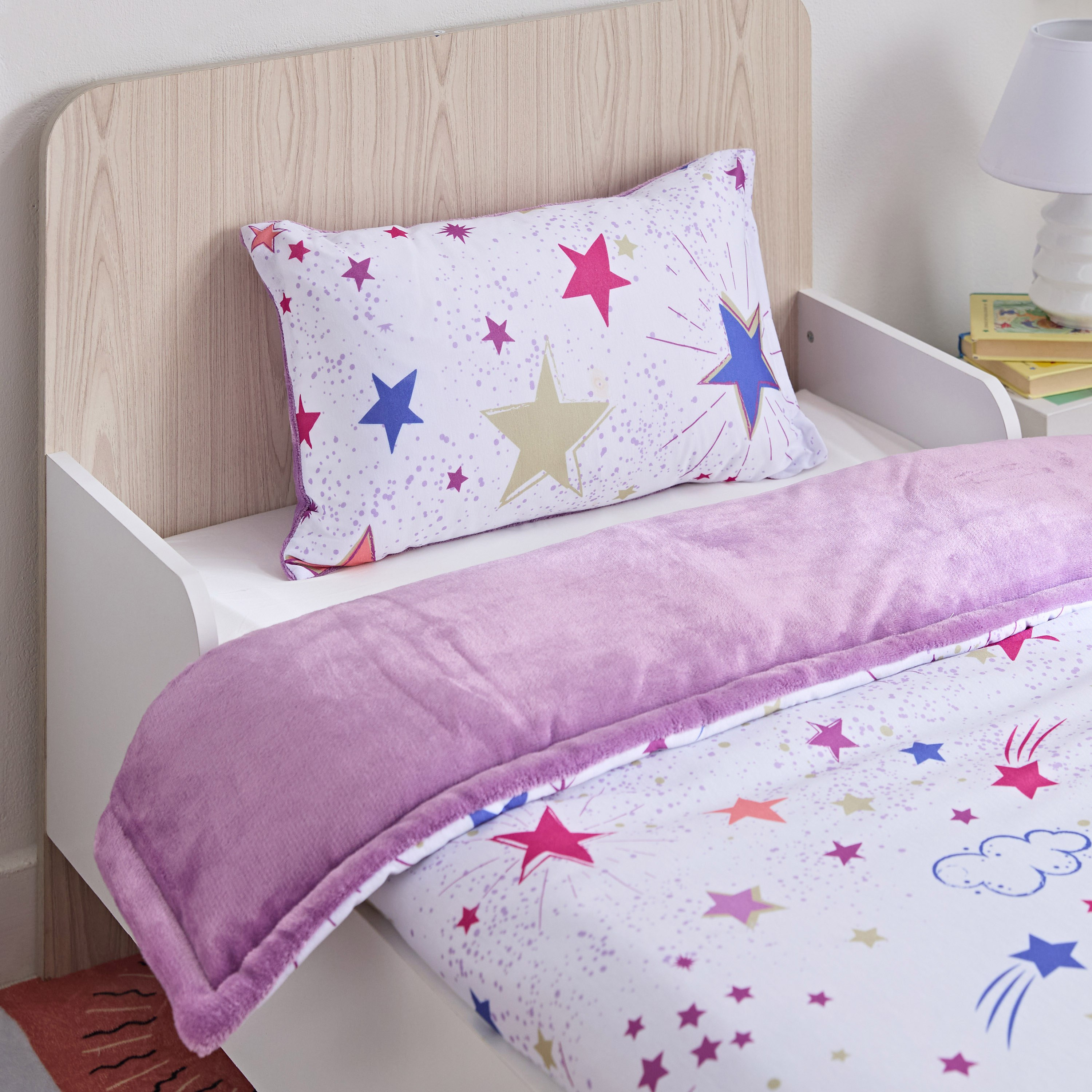 طقم لحاف للأطفال قطعتين من ميدوز ستارليت - 100x140 سم-hbxhomeware-hbxbedroom-image-1