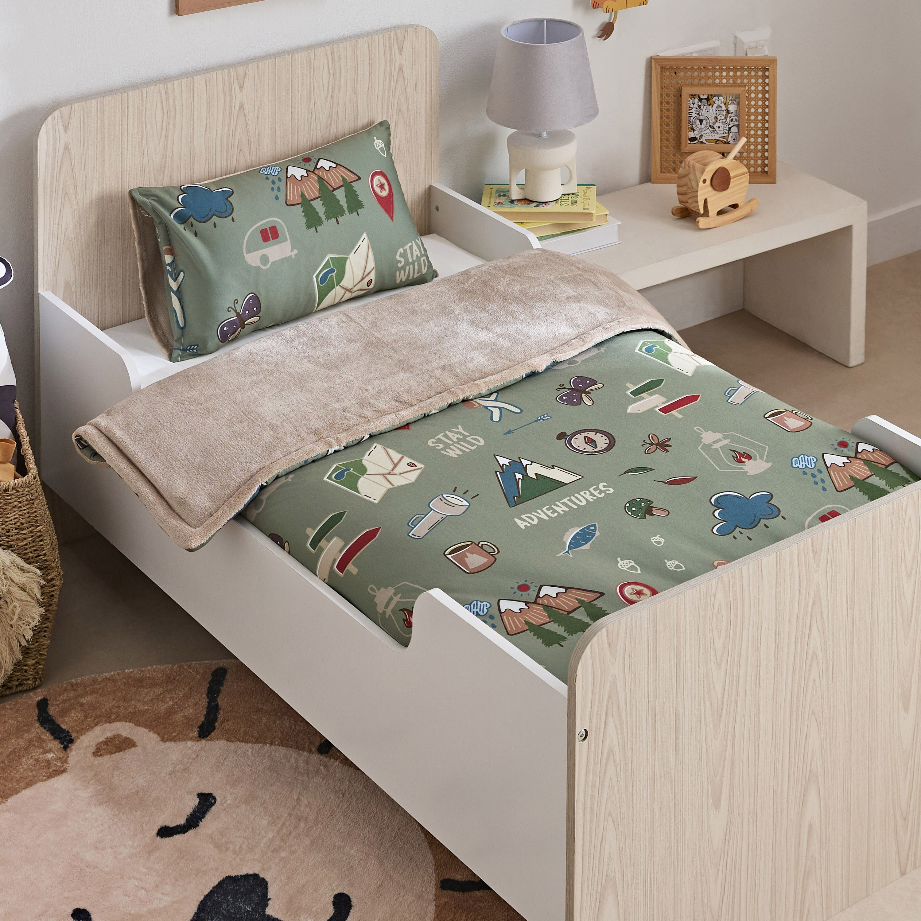 طقم لحاف للأطفال قطعتين من أدفينشر كامبينج - 140x70 سم-hbxhomeware-hbxbedroom-image-2