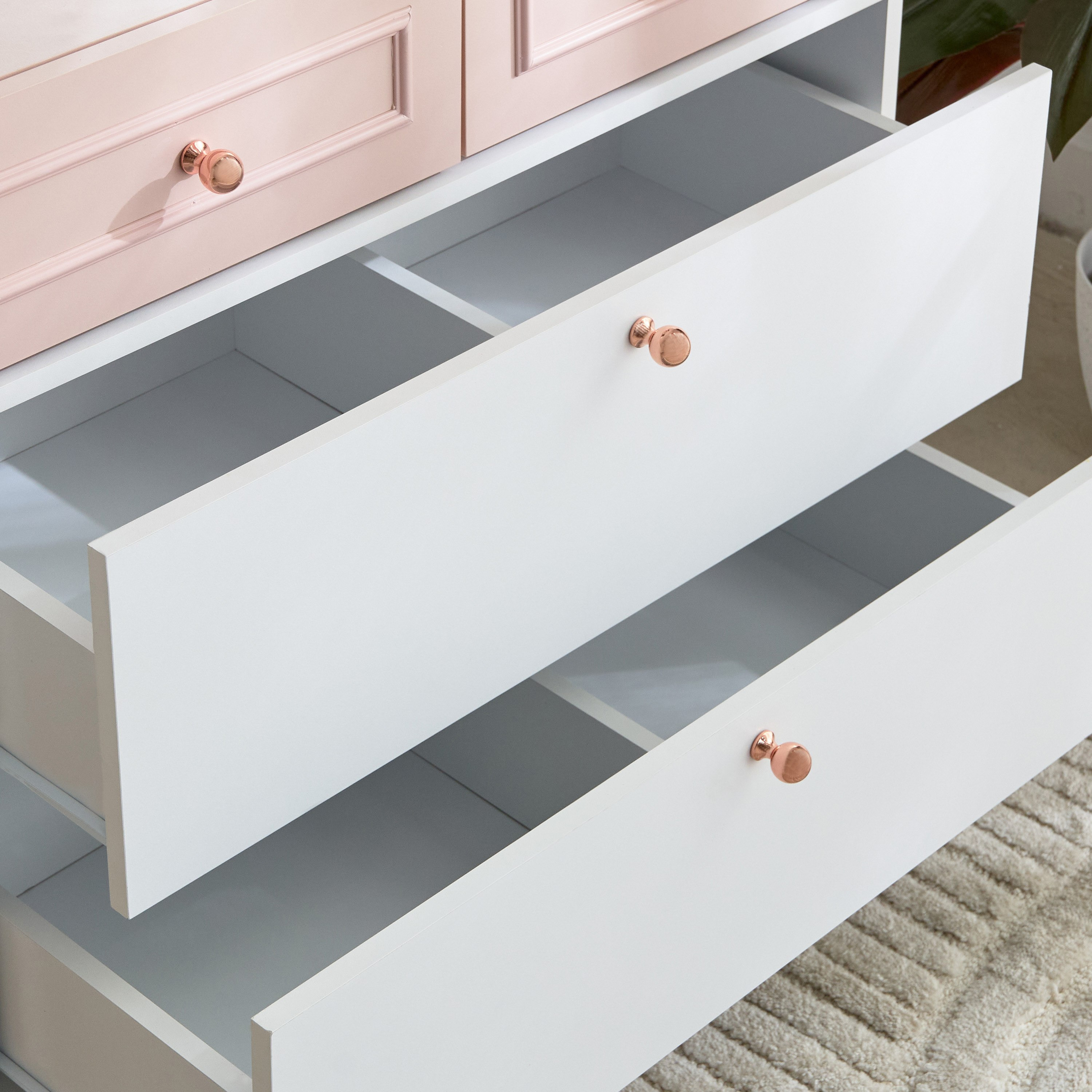 طاولة تزيين 4 أدراج مع مرآة -كارمين من موڤو-hbxfurniture-kidsroom-kidsdressersandmirrors-image-8