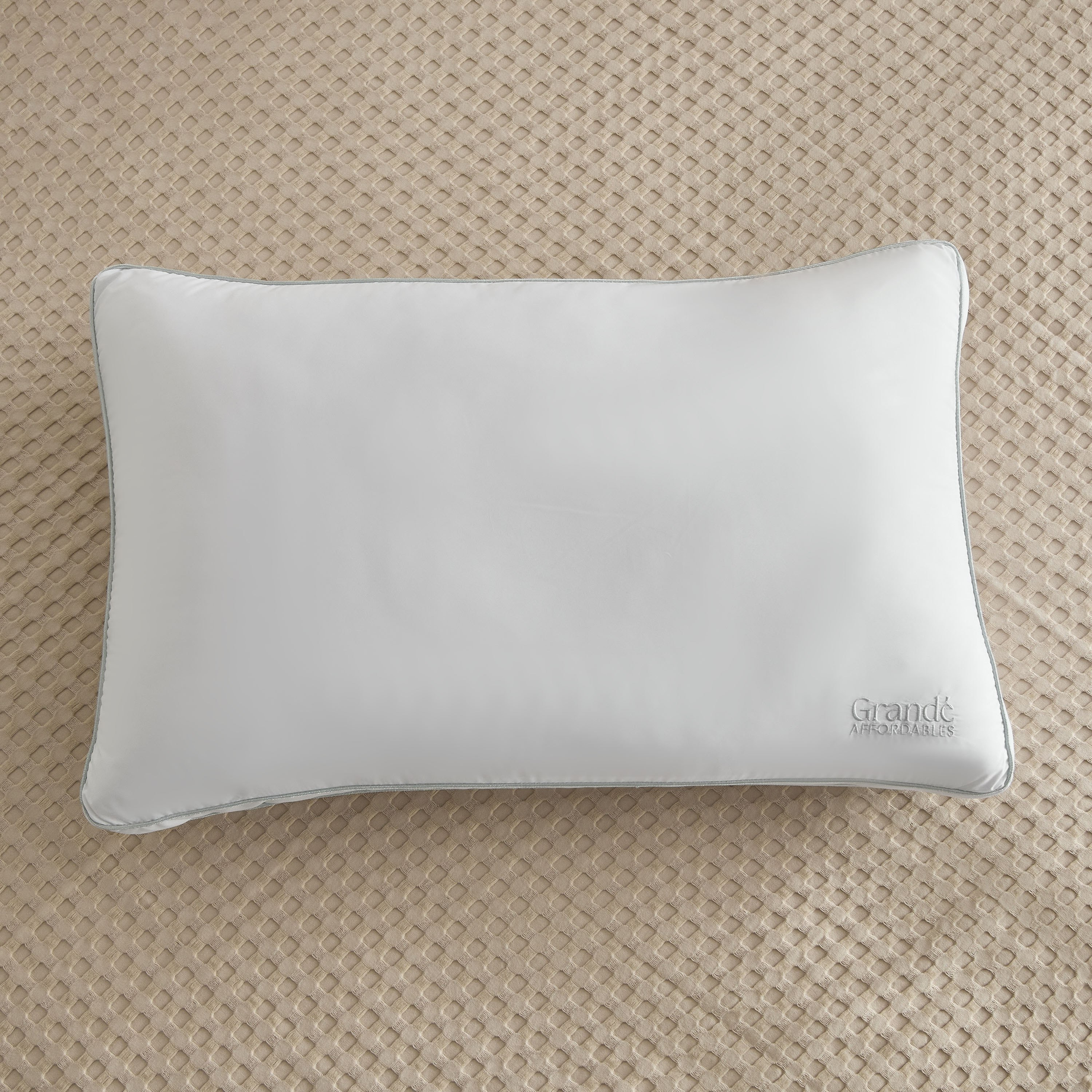 وسادة ناعمة 300 خيط بتطريز من مايكرو فريش - 45×70+5 سم-hbxhomeware-hbxbedroom-image-2