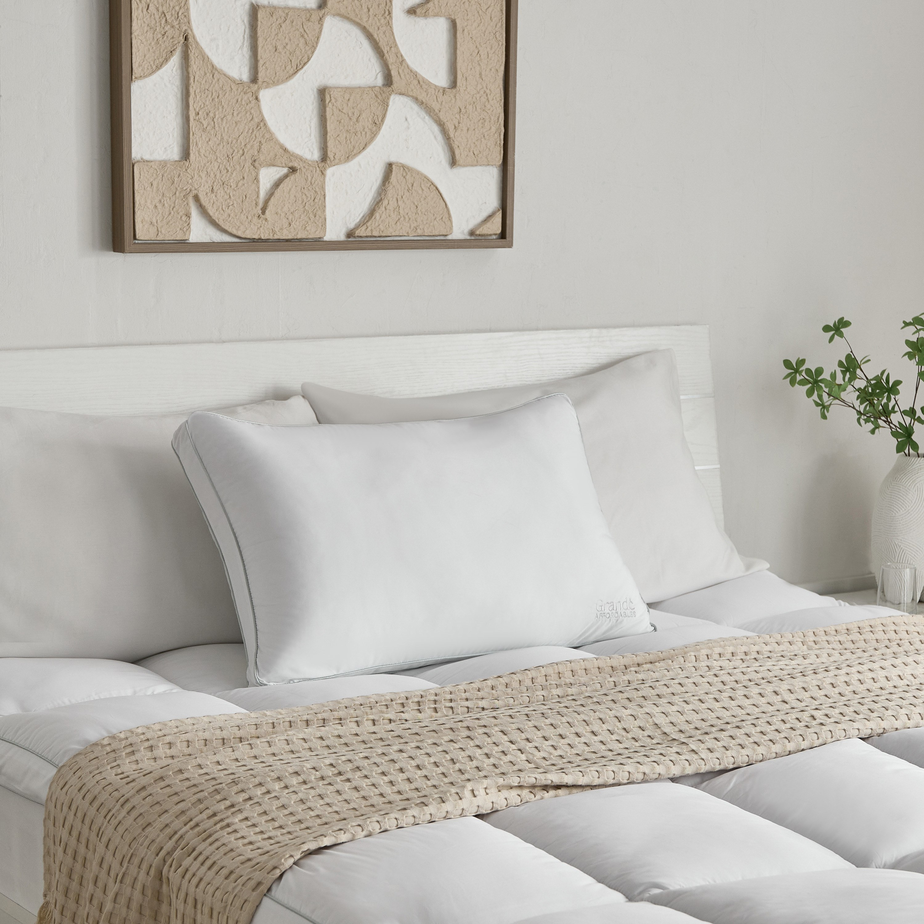 وسادة ناعمة 300 خيط بتطريز من مايكرو فريش - 45×70+5 سم-hbxhomeware-hbxbedroom-image-6