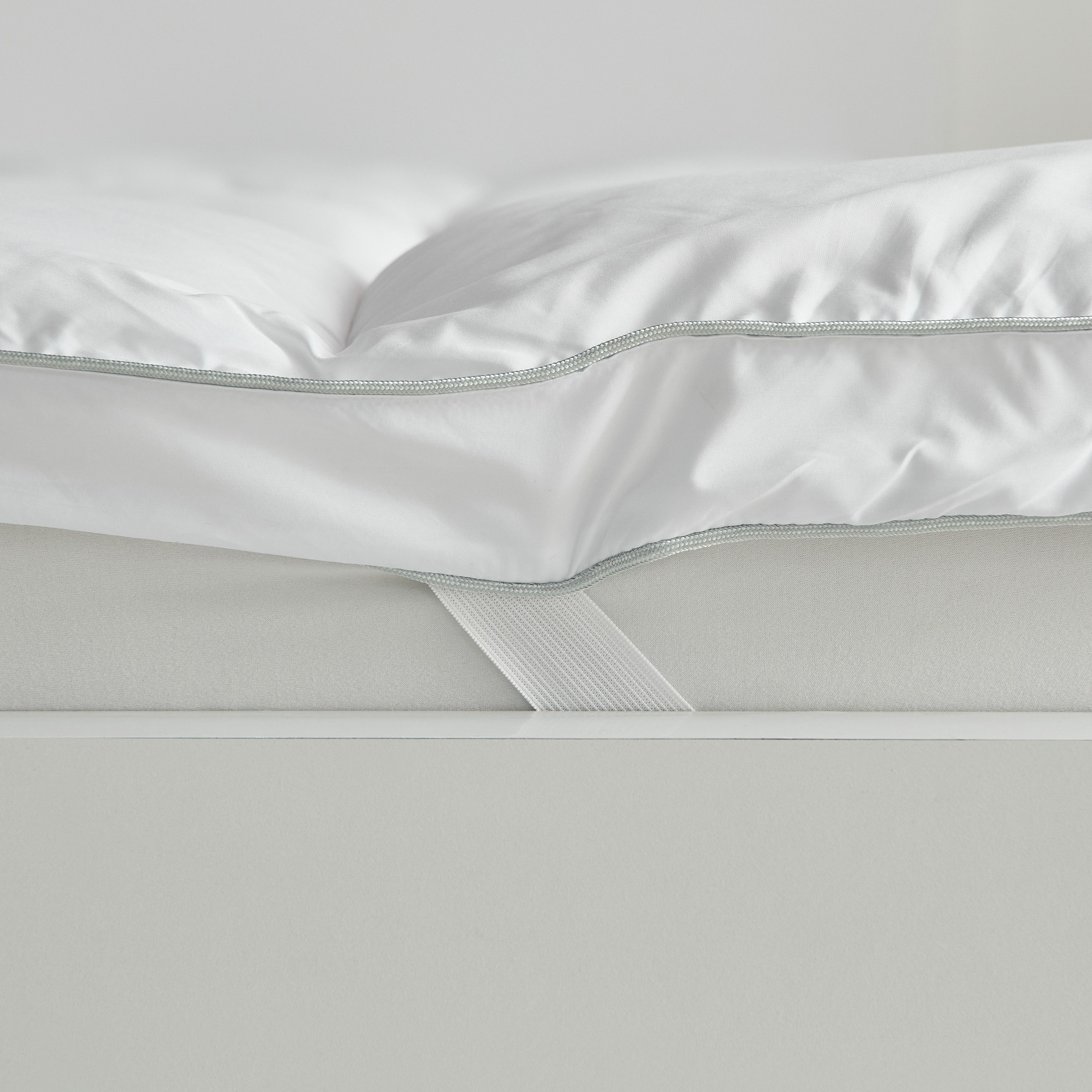 MicroFresh 300TC Soft Microfiber Twin Mattress Topper - 120x200+6 cm-hbxhomeware-hbxbedroom-image-5