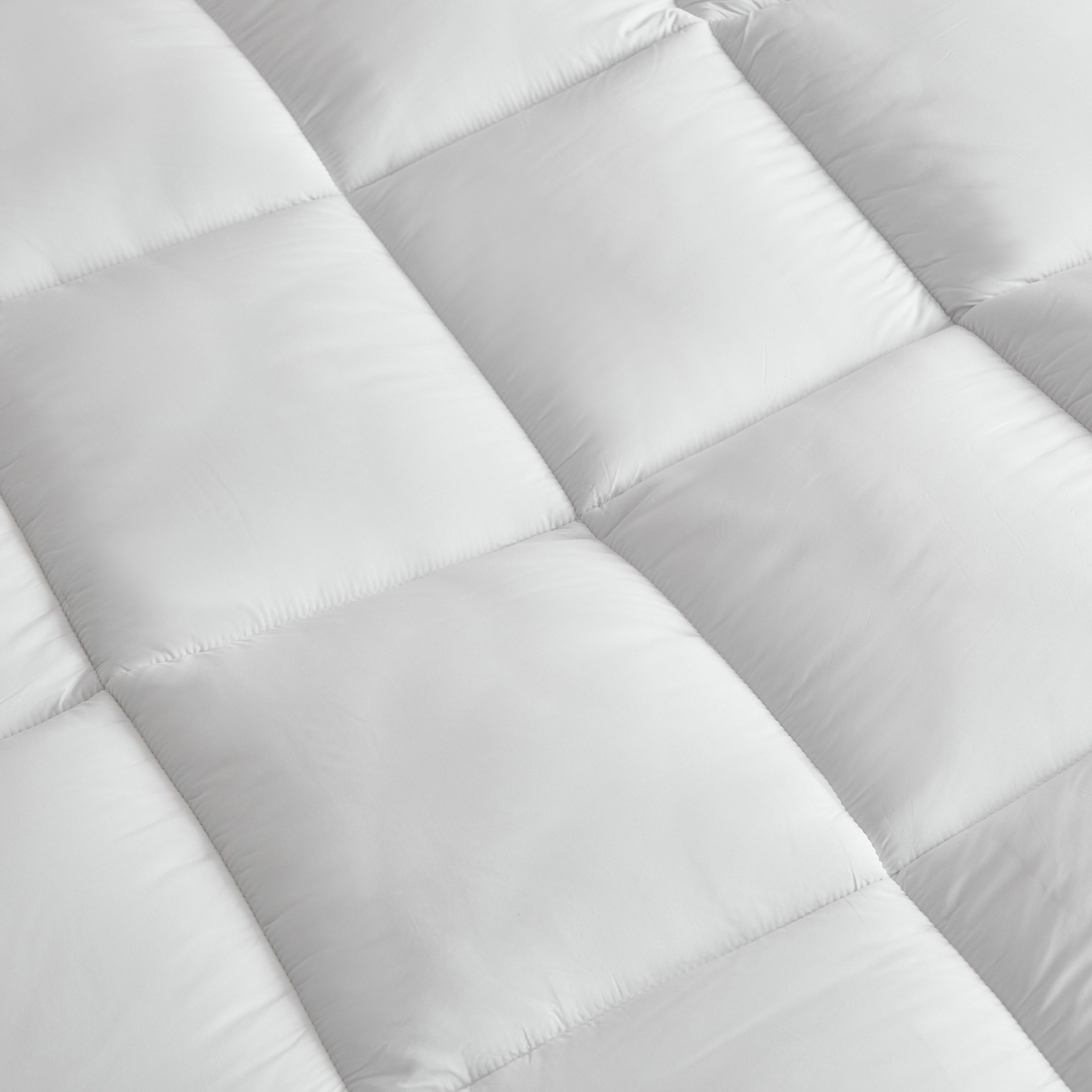 MicroFresh 300TC Soft Microfiber Queen Mattress Topper - 150x200+6 cm-hbxhomeware-hbxbedroom-image-3