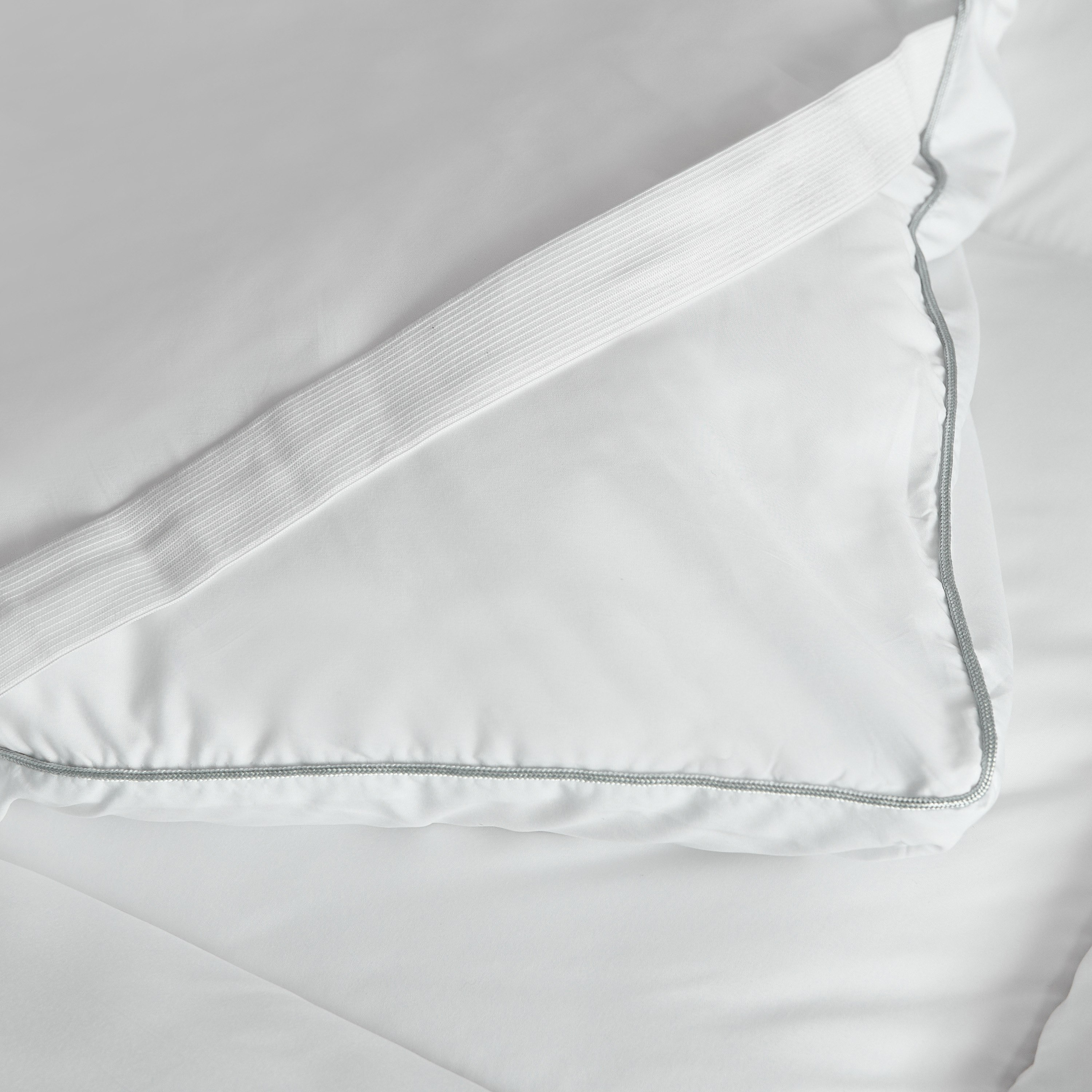 MicroFresh 300TC Soft Microfiber Olympic Queen Mattress Topper - 160x200+6 cm-hbxhomeware-hbxbedroom-image-6