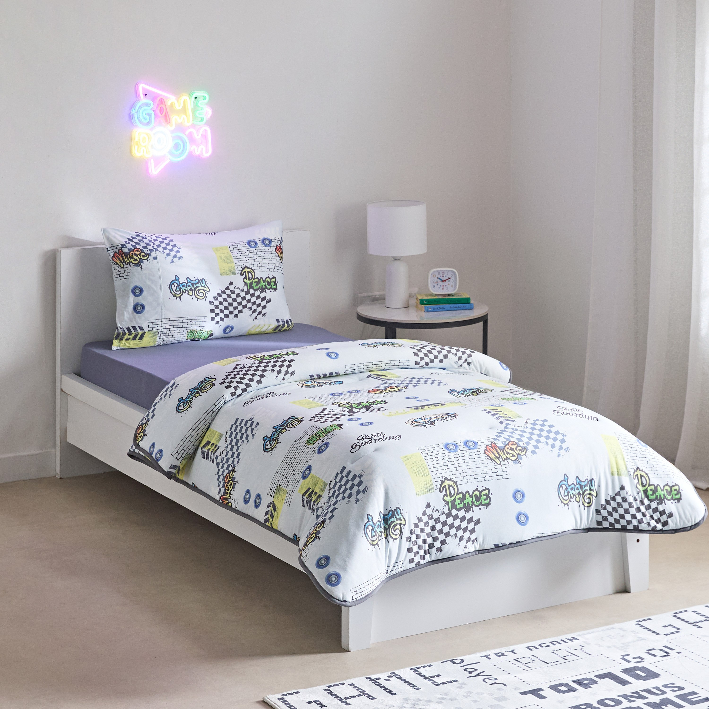 طقم لحاف جيرسي فردي من الألياف الدقيقة قطعتين بطبعات من توم جيرهيد - 135x220 سم-hbxhomeware-hbxkidsandyouth-image-2