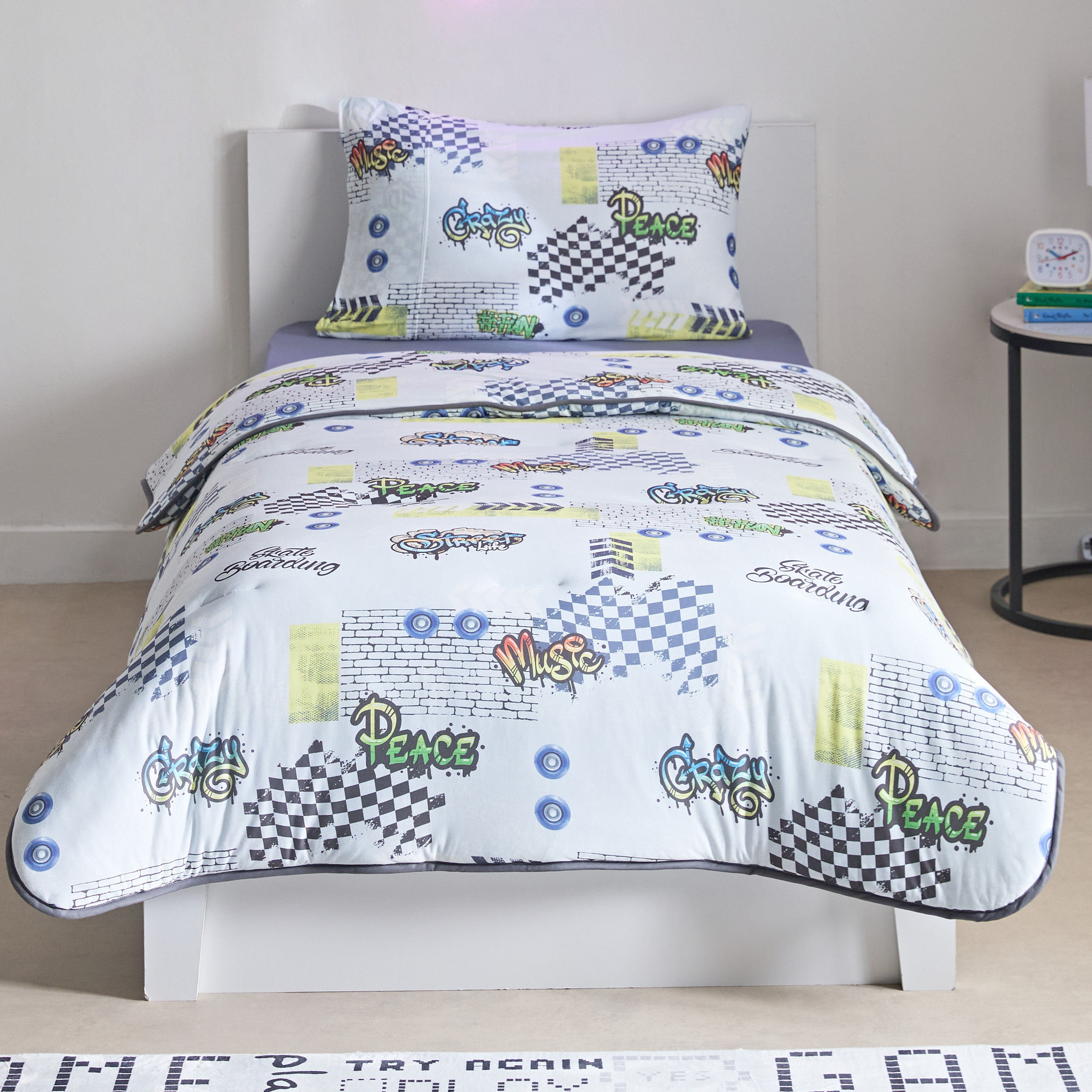 طقم لحاف جيرسي فردي من الألياف الدقيقة قطعتين بطبعات من توم جيرهيد - 135x220 سم-hbxhomeware-hbxkidsandyouth-image-3