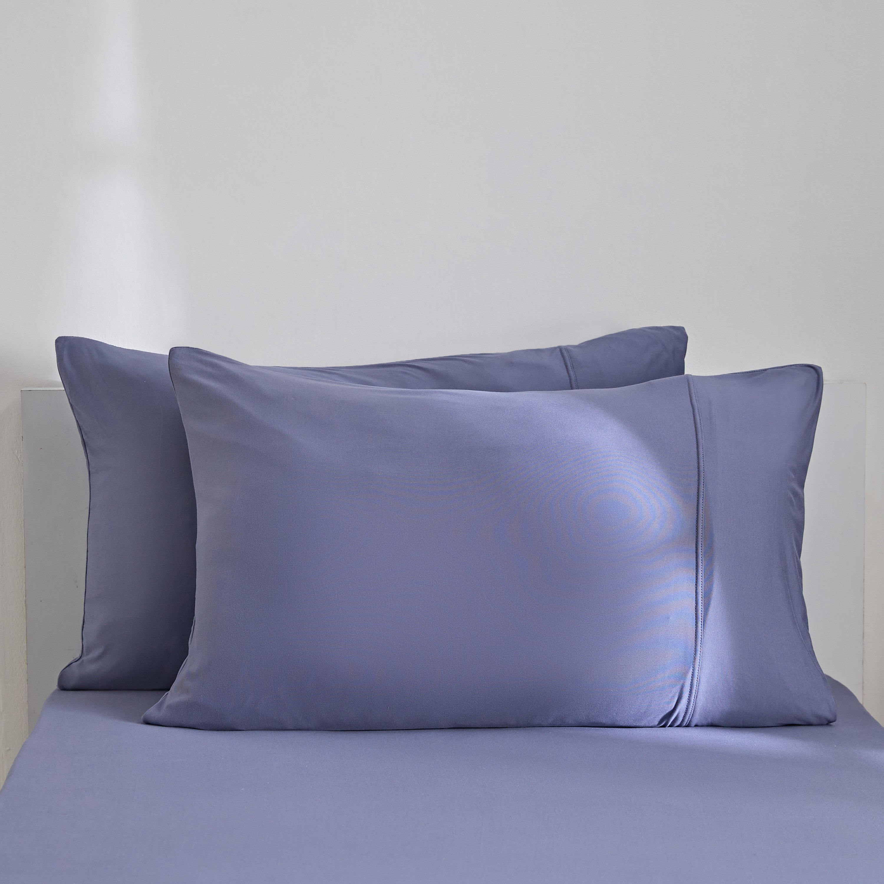 Tom Gearhead Skate 2-Piece Microfiber Jersey Pillow Cover Set - 50x75 cm-hbxhomeware-hbxkidsandyouth-image-2