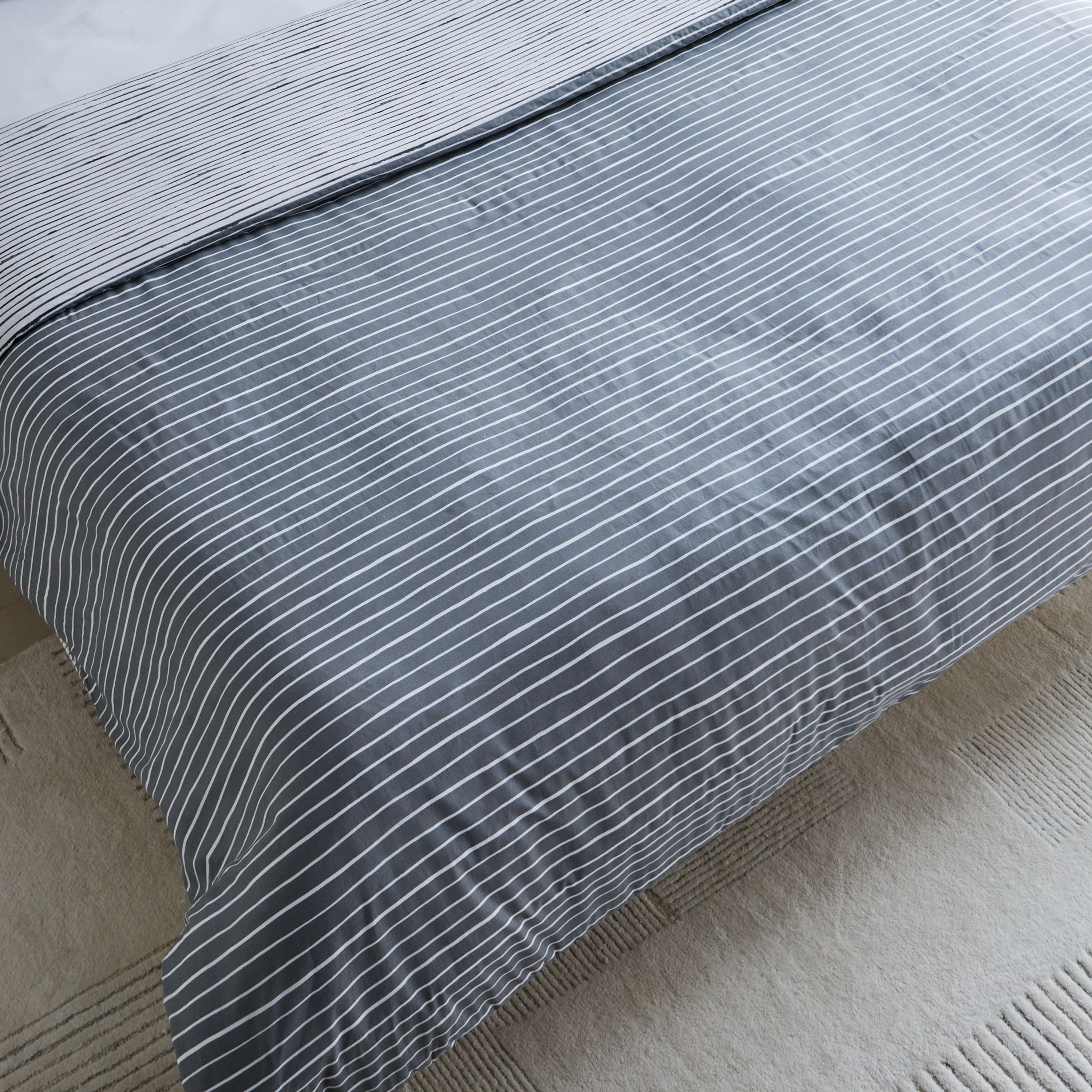 طقم غطاء لحاف مبطّن قطن سوبر كينج بطبعات 3 قطع ليونير من ماديسون - 240x220 سم-hbxhomeware-hbxbedroom-image-5