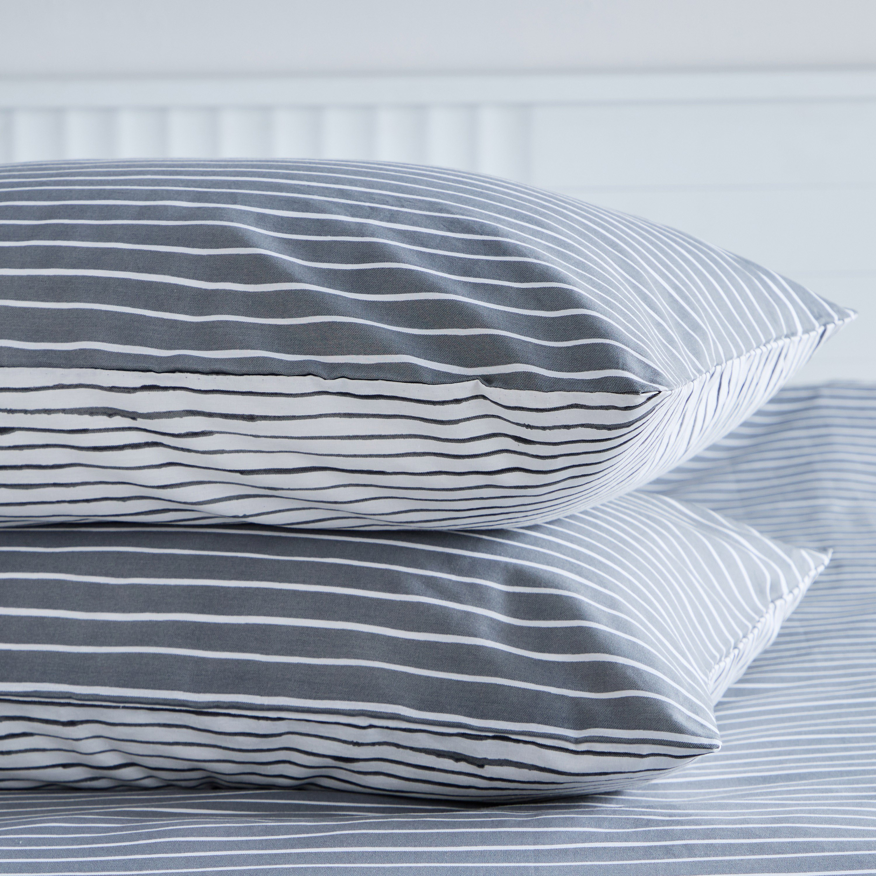 طقم غطاء لحاف مبطّن قطن سوبر كينج بطبعات 3 قطع ليونير من ماديسون - 240x220 سم-hbxhomeware-hbxbedroom-image-7