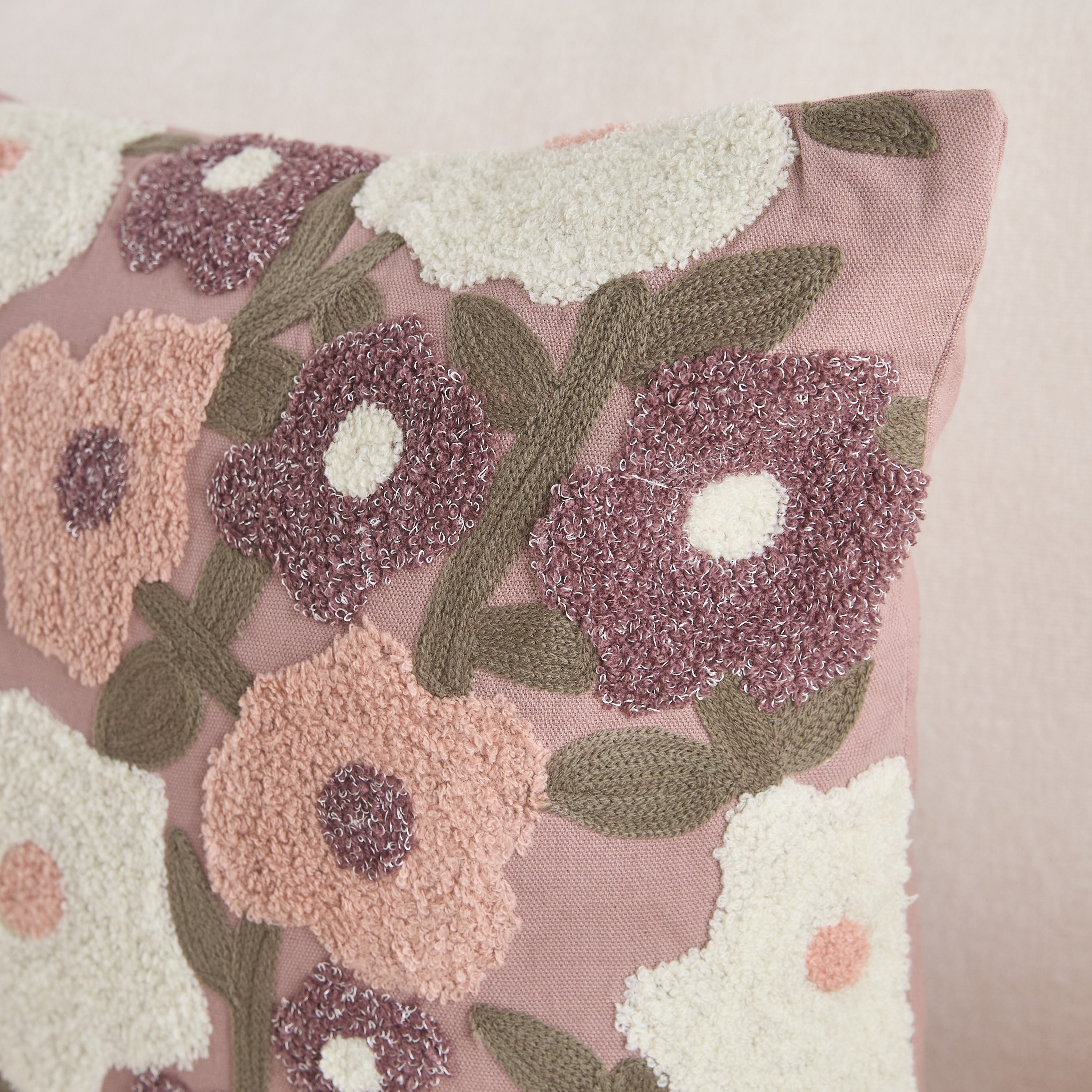 Ragalia Aari Floral Filled Cushion - 45x45 cm-hbxhomeware-hbxbedroom-image-2