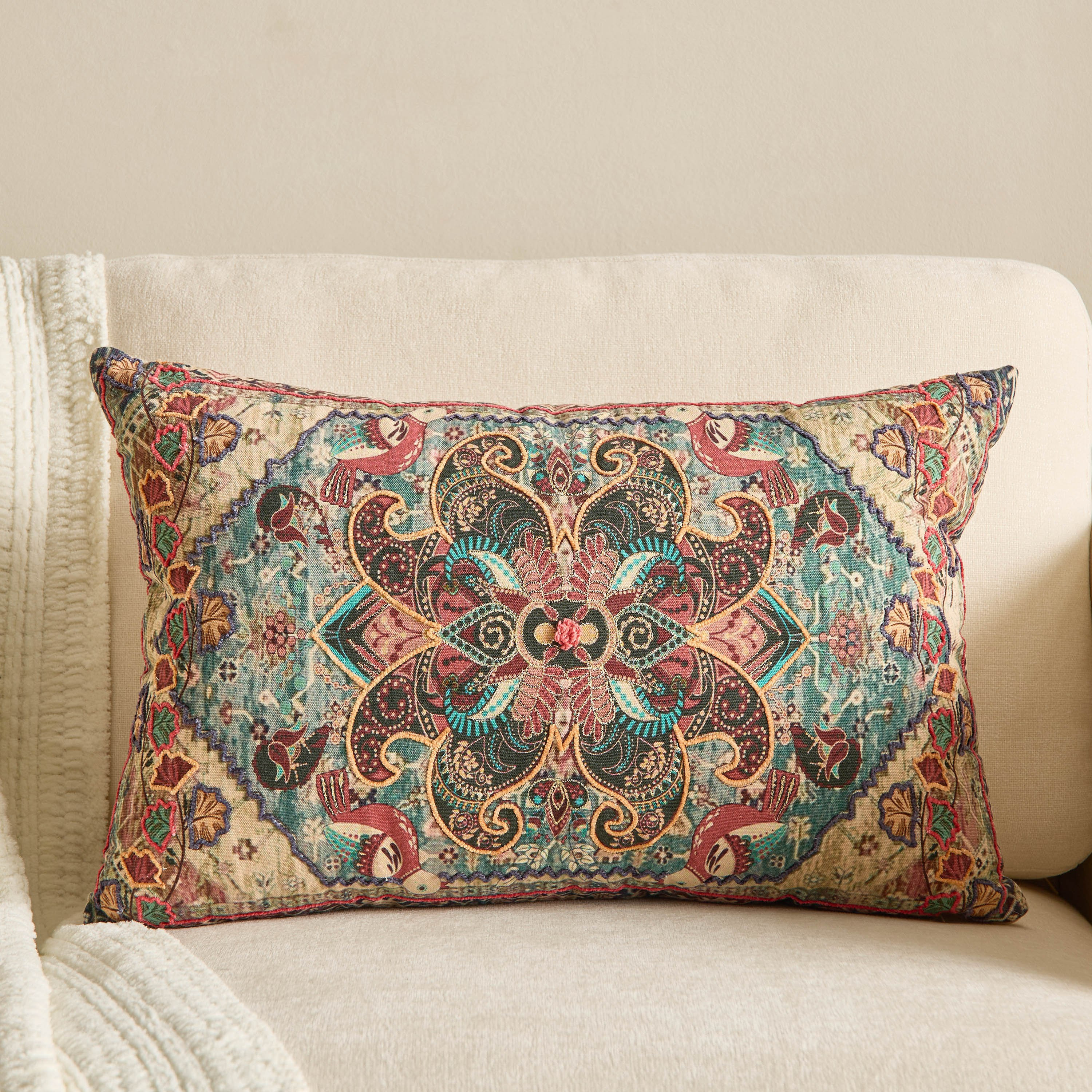 وسادة محشوة بطبعات طيور من ساجا - 40×60 سم-hbxhomeware-hbxbedroom-image-1