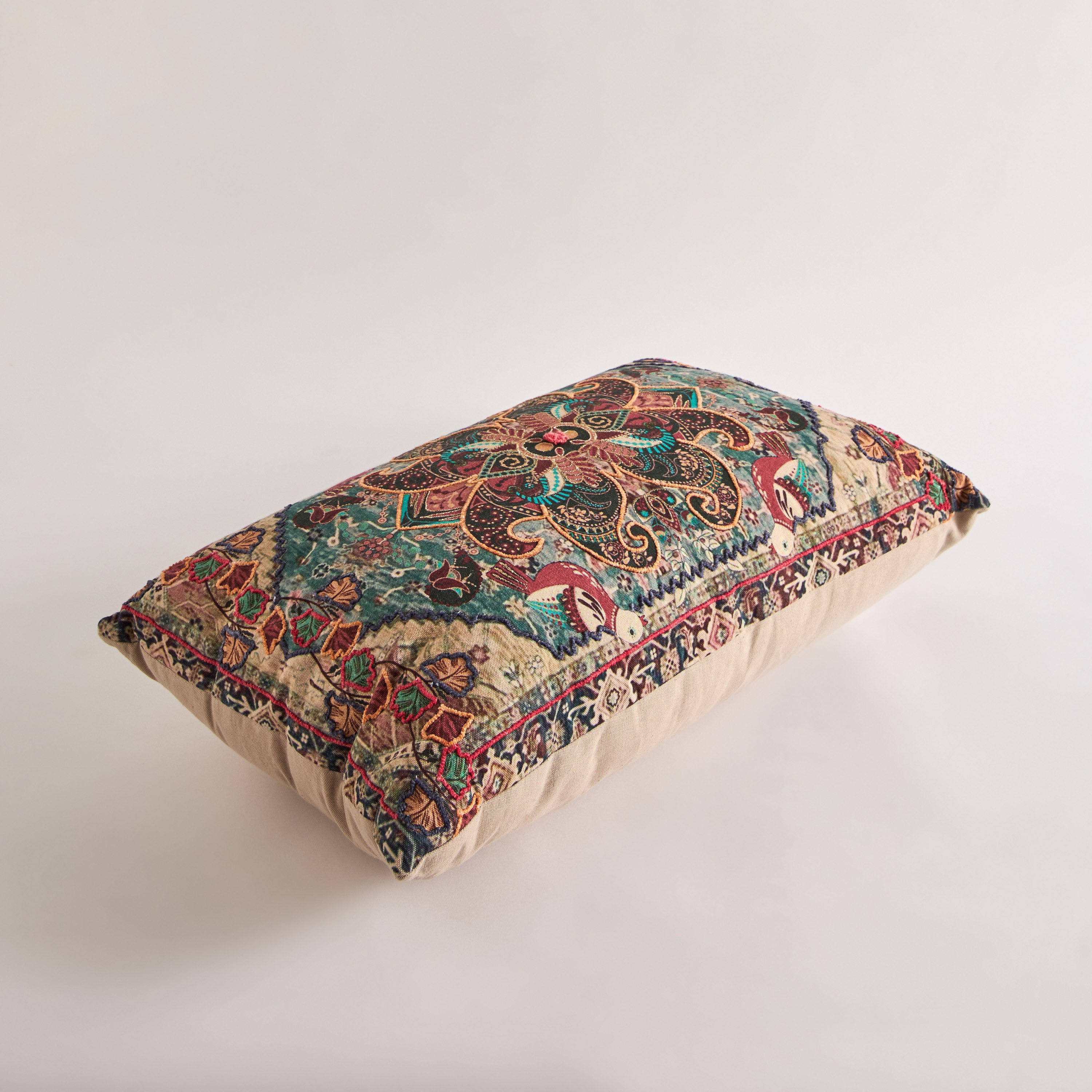 وسادة محشوة بطبعات طيور من ساجا - 40×60 سم-hbxhomeware-hbxbedroom-image-5