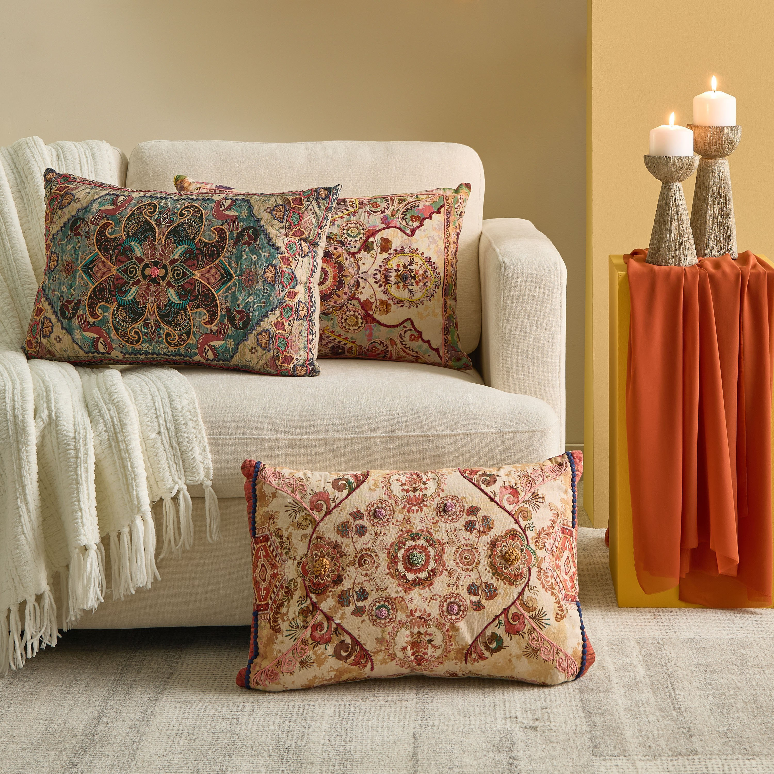وسادة محشوة مطرزة بطبعات دوري من ساجا - 40x60 سم-hbxhomeware-hbxbedroom-image-4