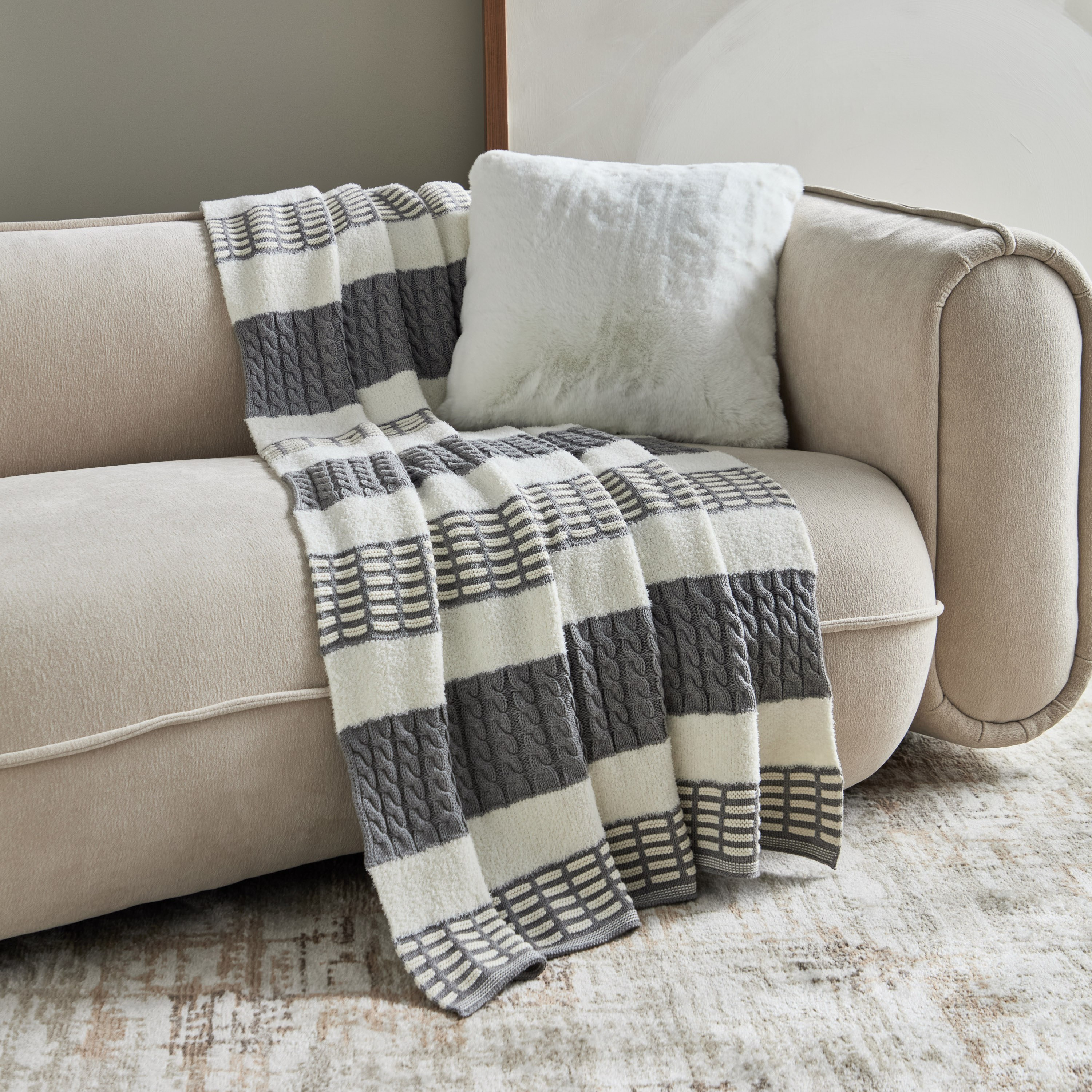 بطانية محبوكة سميكة مخططة من ليسي - 130×170 سم-hbxhomeware-hbxbedroom-image-4