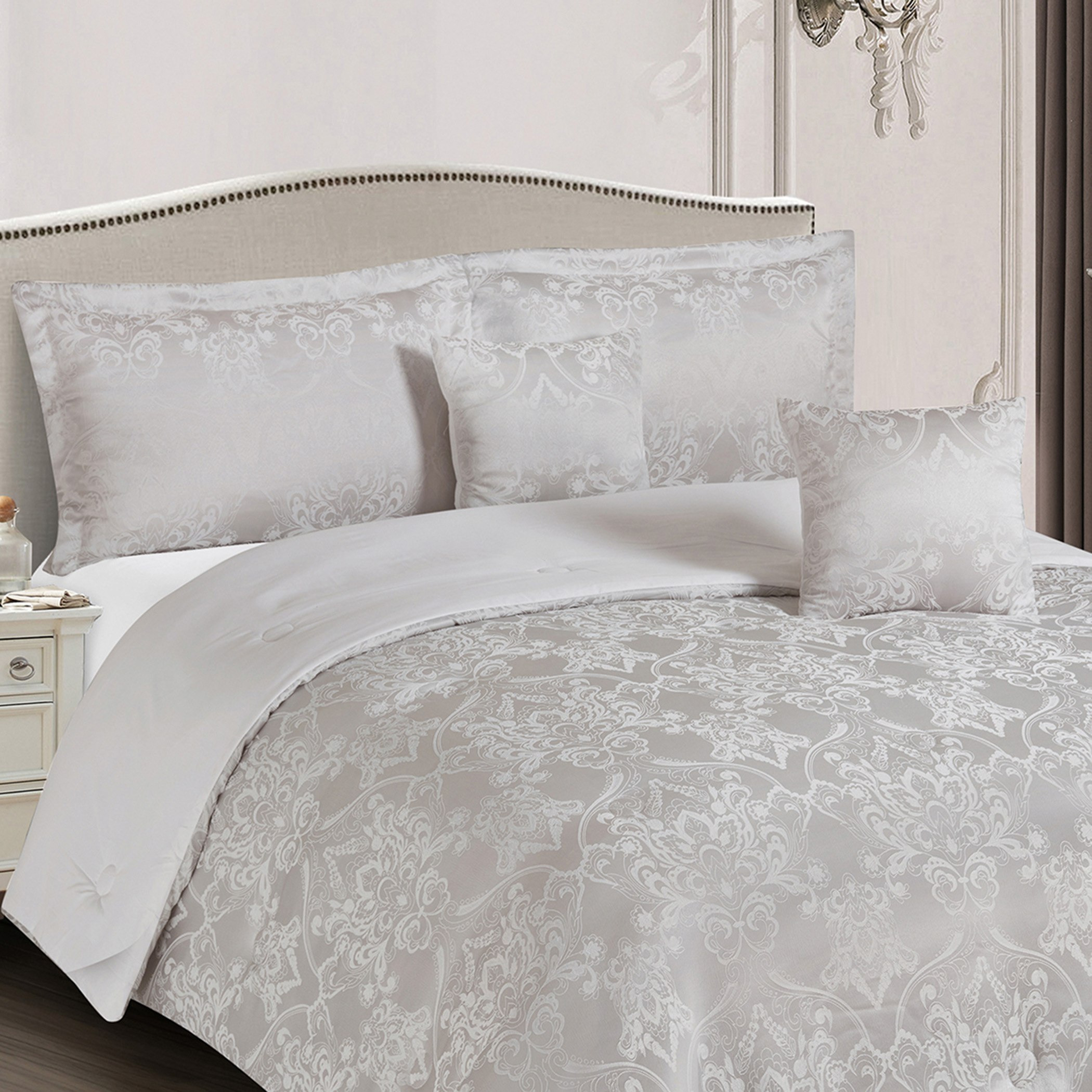 طقم لحاف كينج جاكارد 5 قطع من ترادو- 220x240 سم-hbxhomeware-hbxbedroom-image-1
