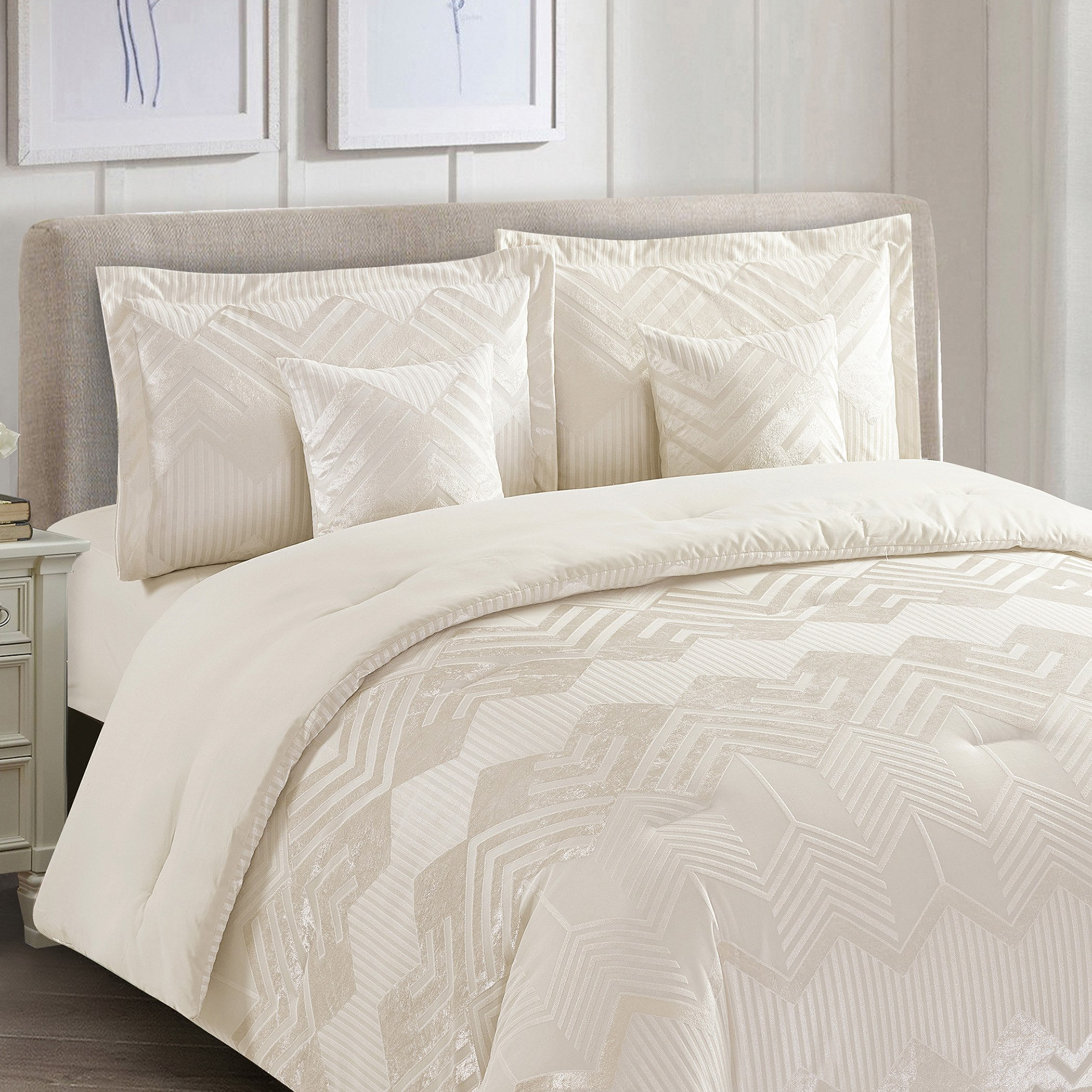 Toyama 6-Piece Chenille Jacquard BIAB King Comforter Set - 220x240 cm-hbxhomeware-hbxbedroom-image-1