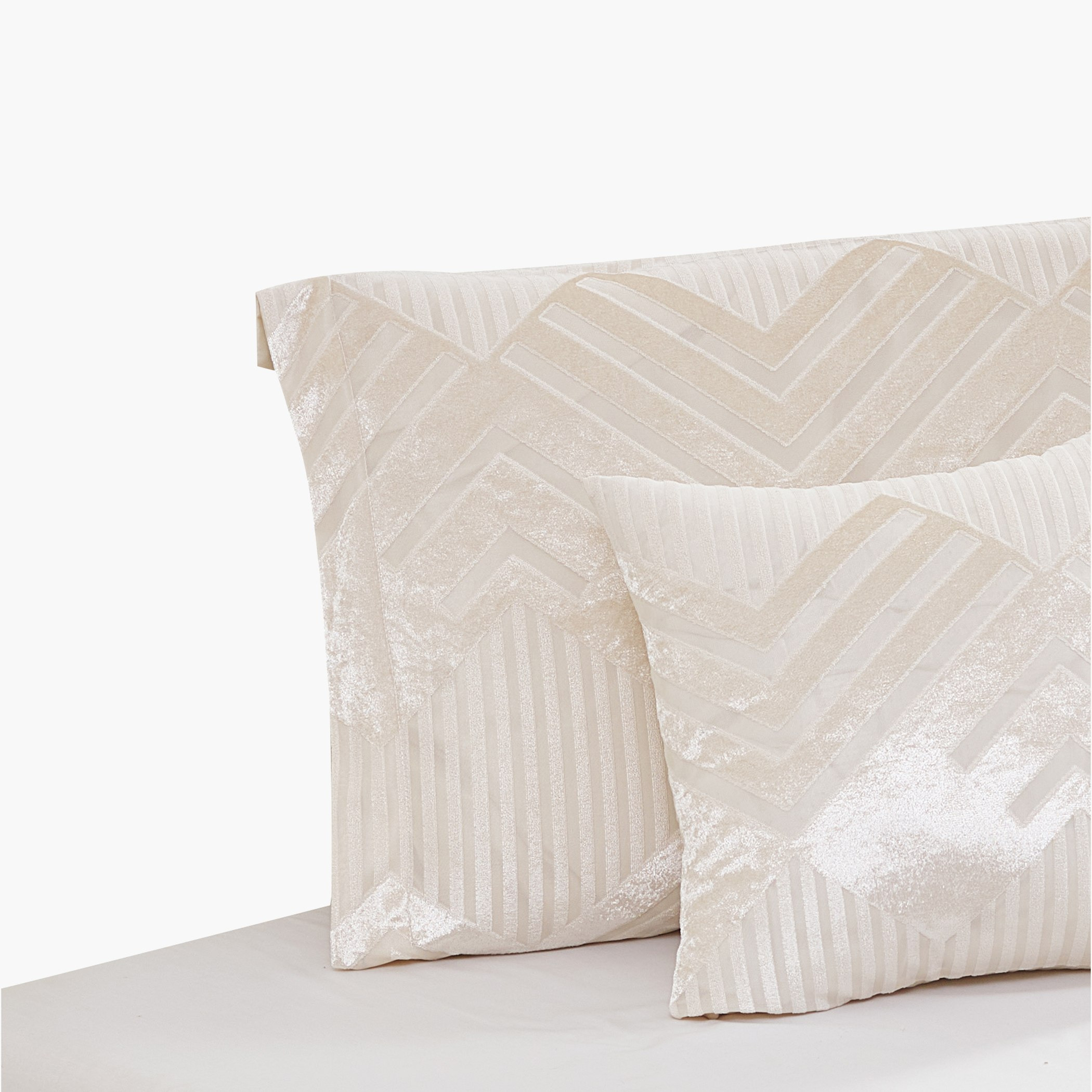Toyama 6-Piece Chenille Jacquard BIAB King Comforter Set - 220x240 cm-hbxhomeware-hbxbedroom-image-5