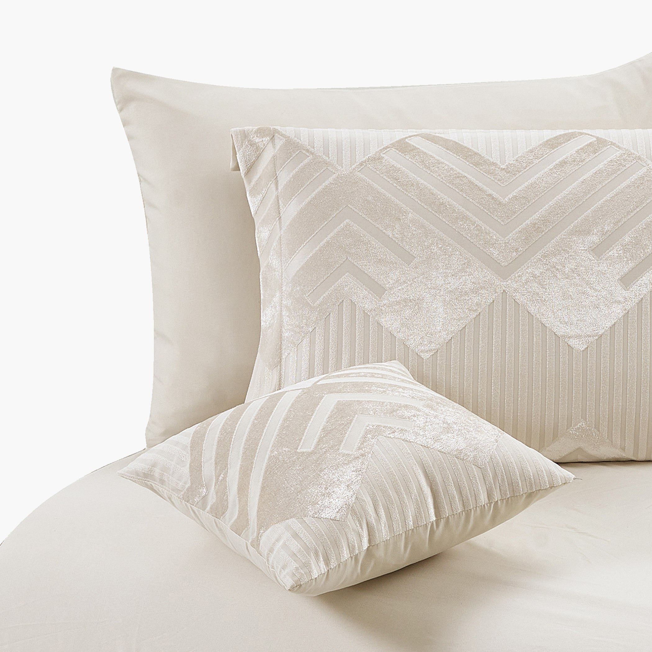طقم لحاف سوبر كينج 9 قطع جاكار شينيل من توياما- 240x240 سم-hbxhomeware-hbxbedroom-image-5