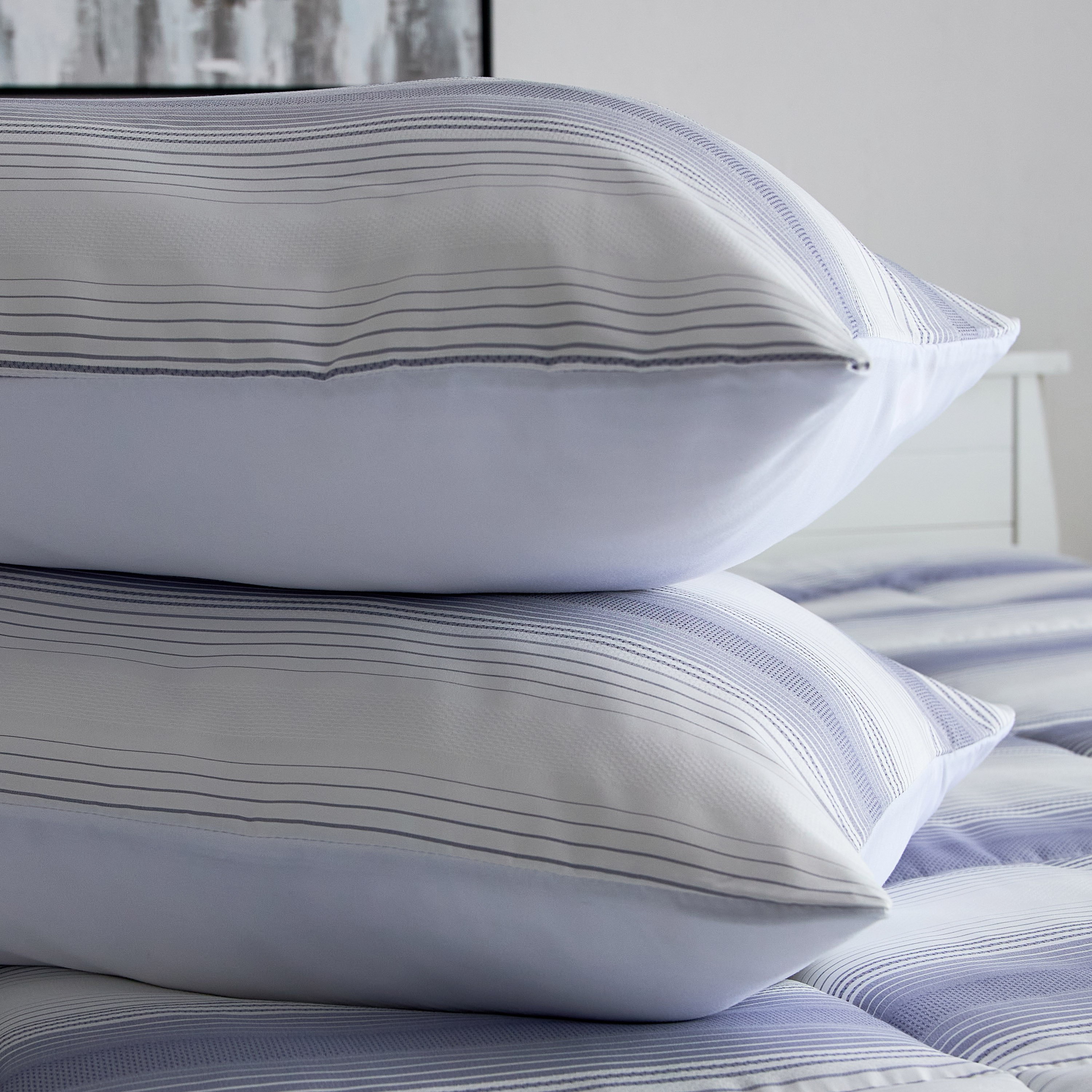 Verve Yarn Dyed Microfiber 3-Piece King Comforter Set - 220x240 cm-hbxhomeware-hbxbedroom-image-7