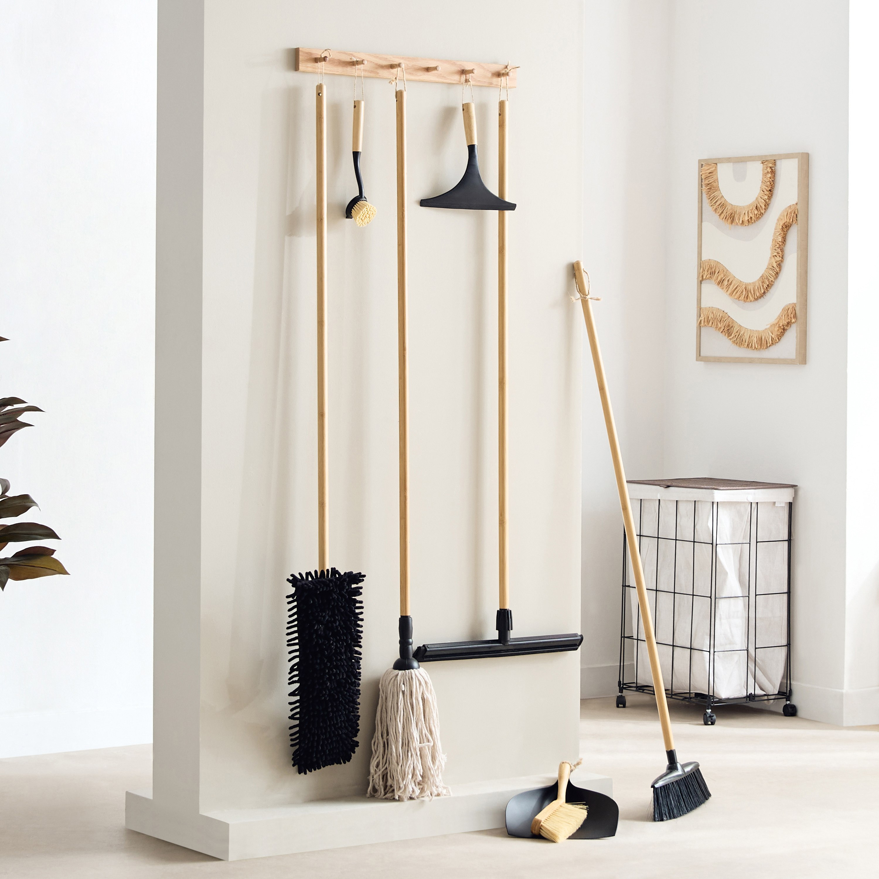 Ebony Window Squeegee with Bamboo Handle - 23x23x4 cm-PROMO_HB_AE_B1G1_250925-image-4